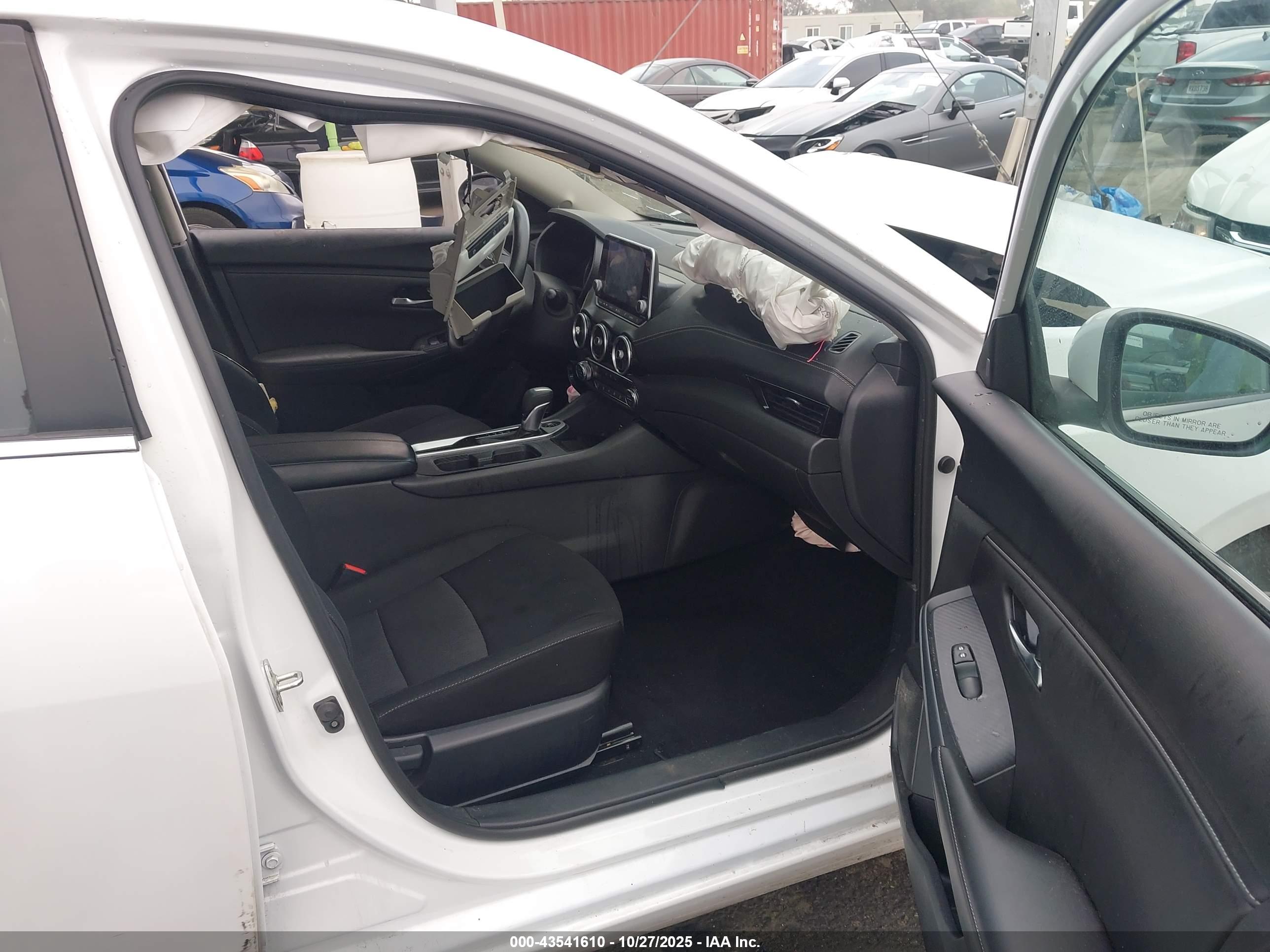 NISSAN SENTRA image 5