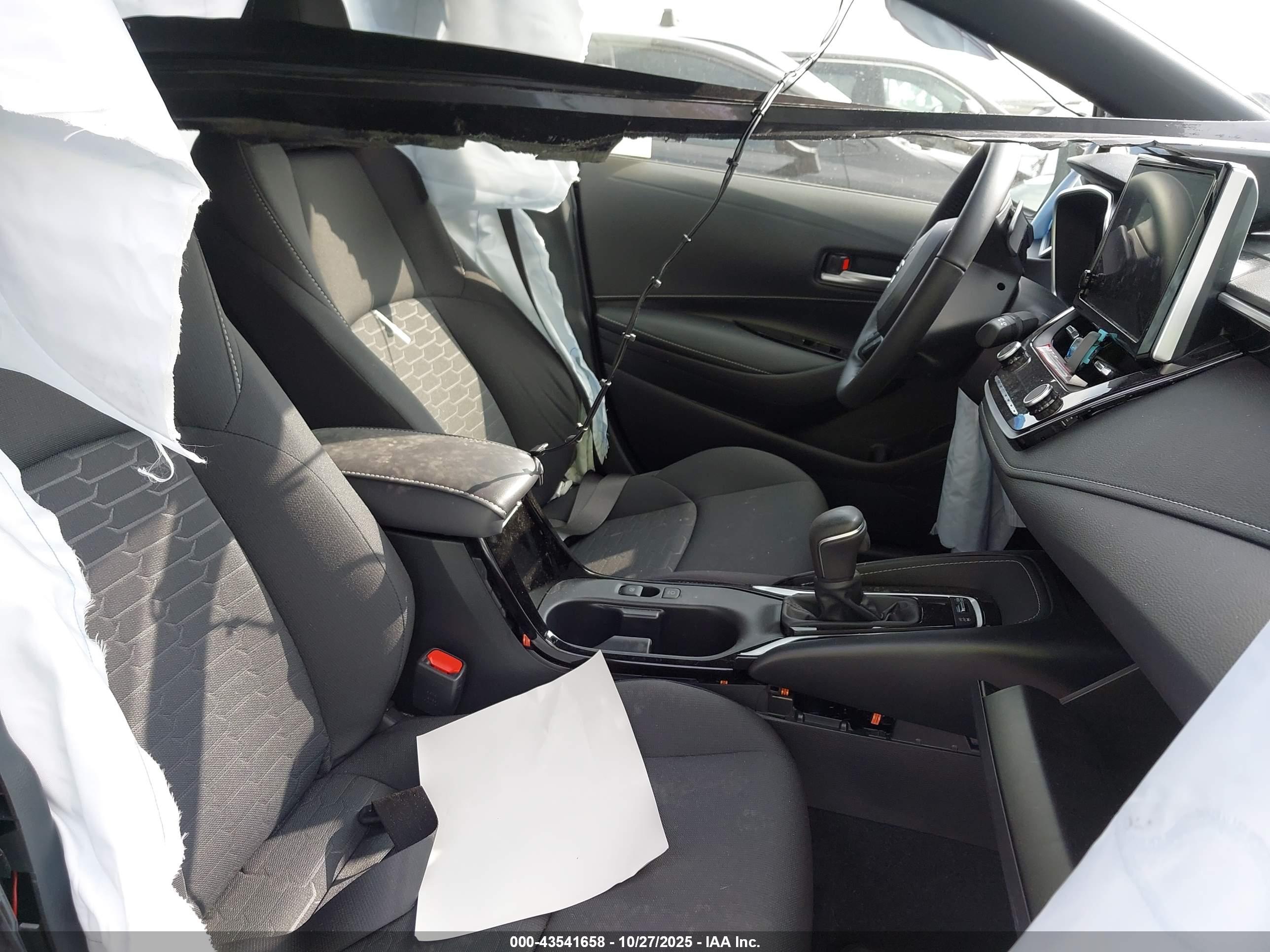 TOYOTA COROLLA image 5