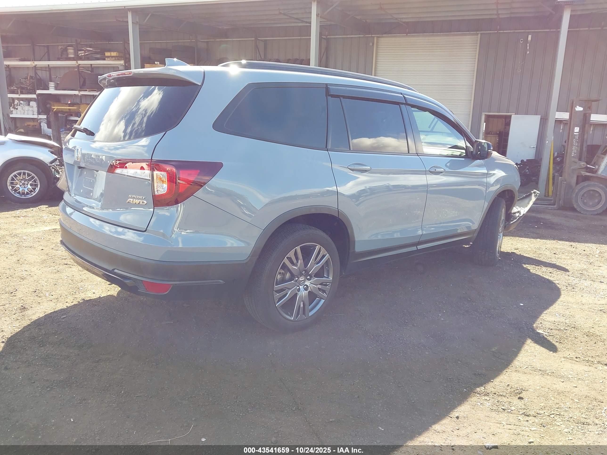 HONDA PILOT image 4