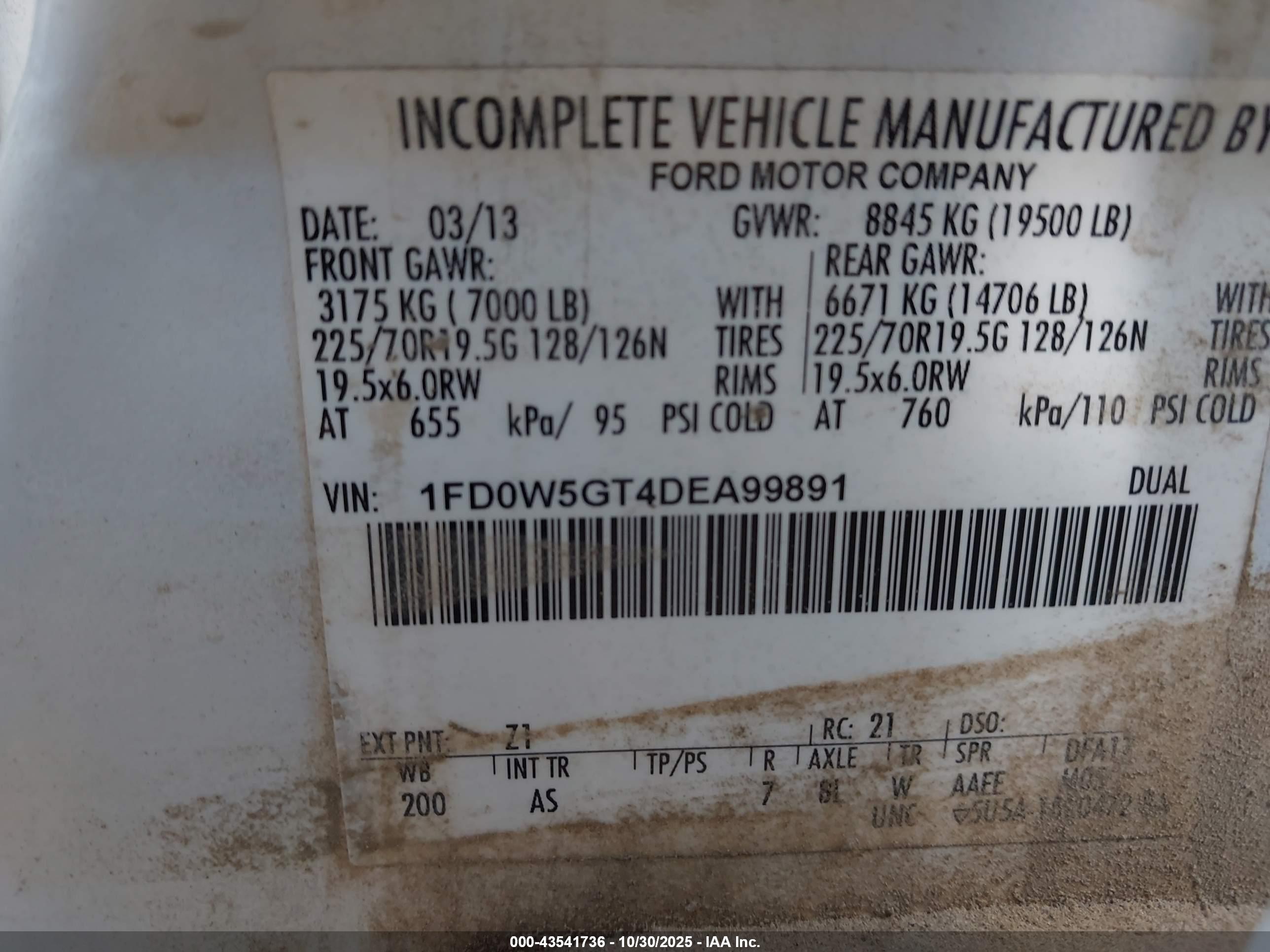 FORD F-550 image 9