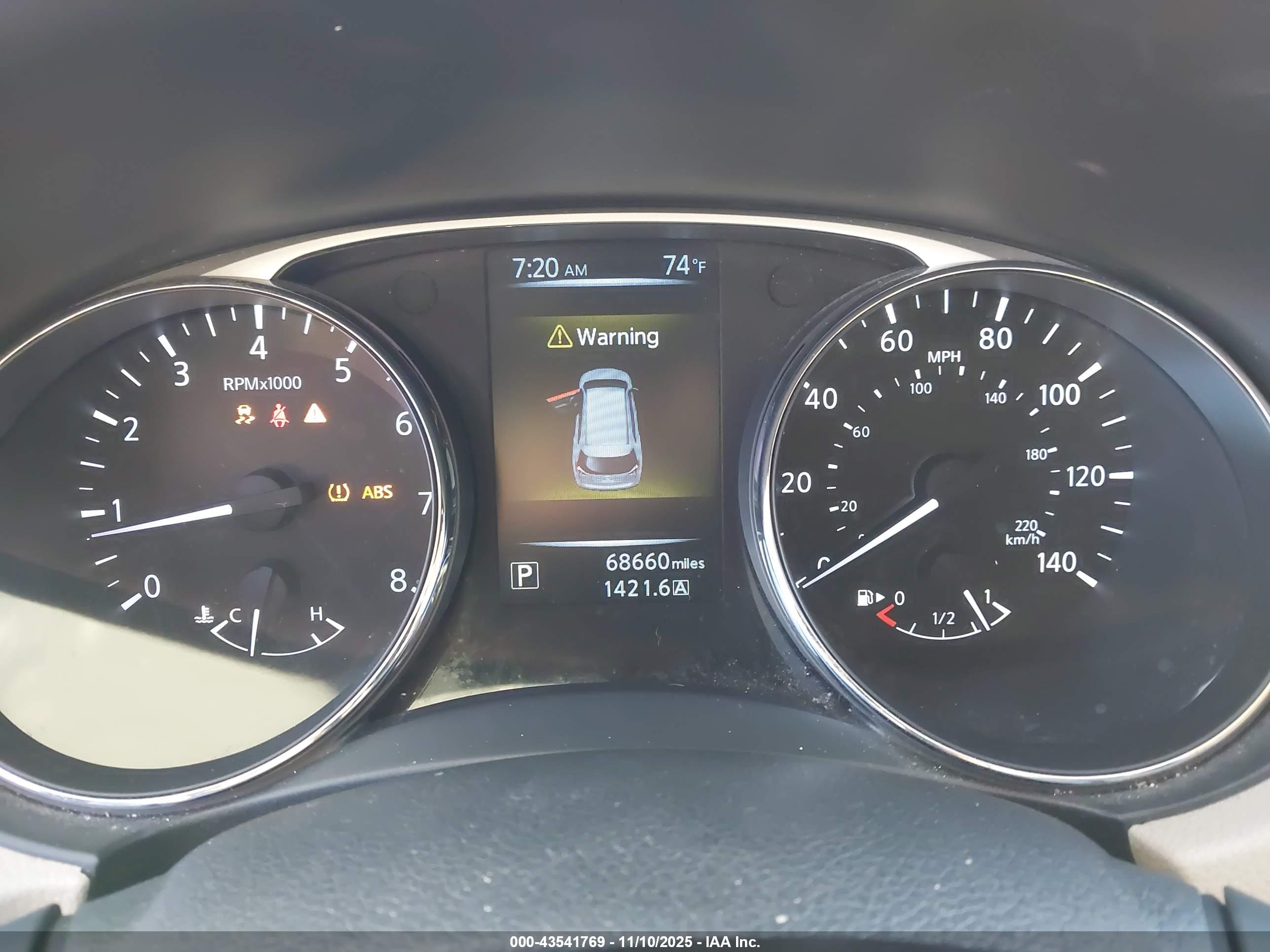 NISSAN ROGUE image 7