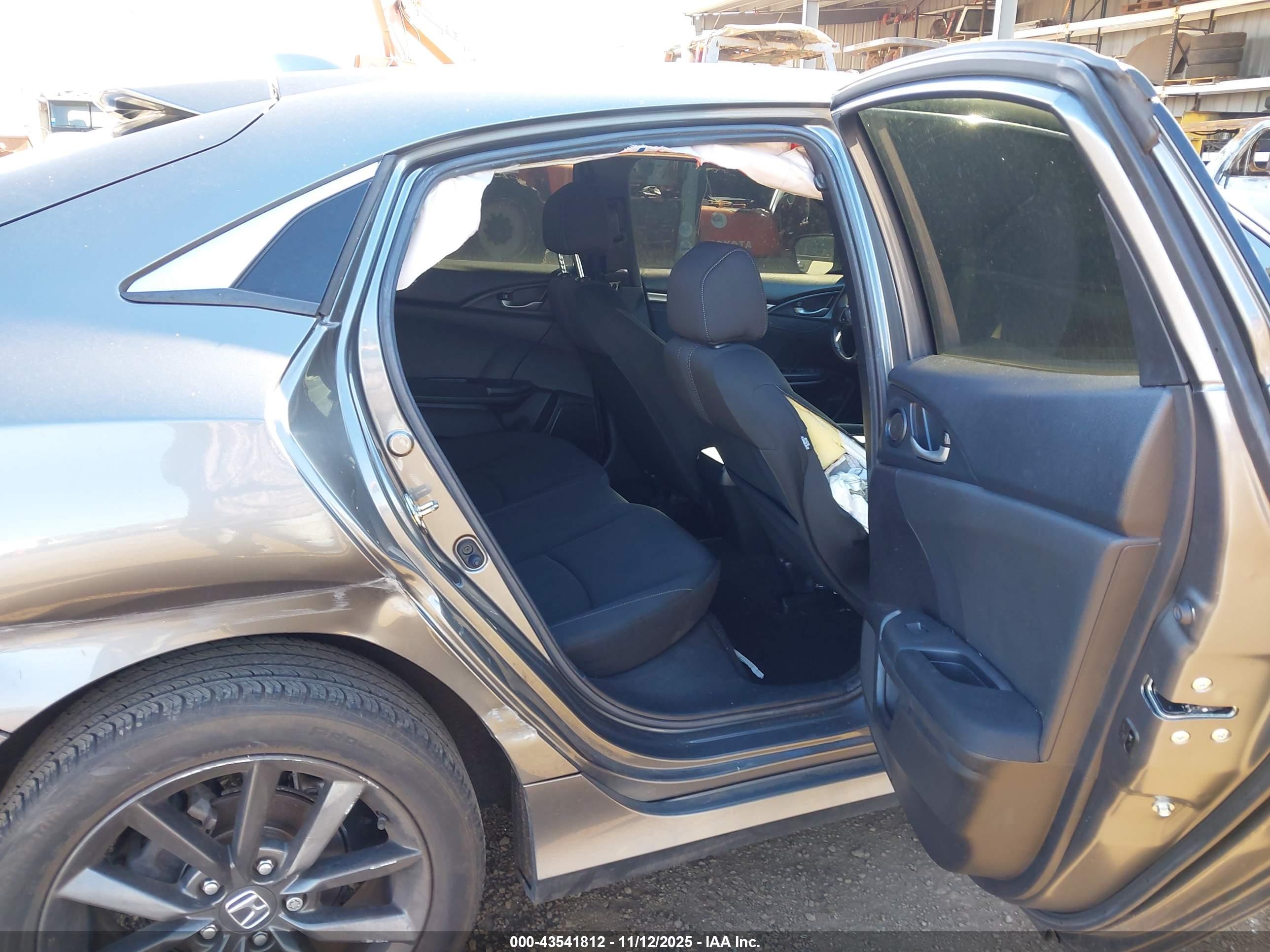 HONDA CIVIC image 8