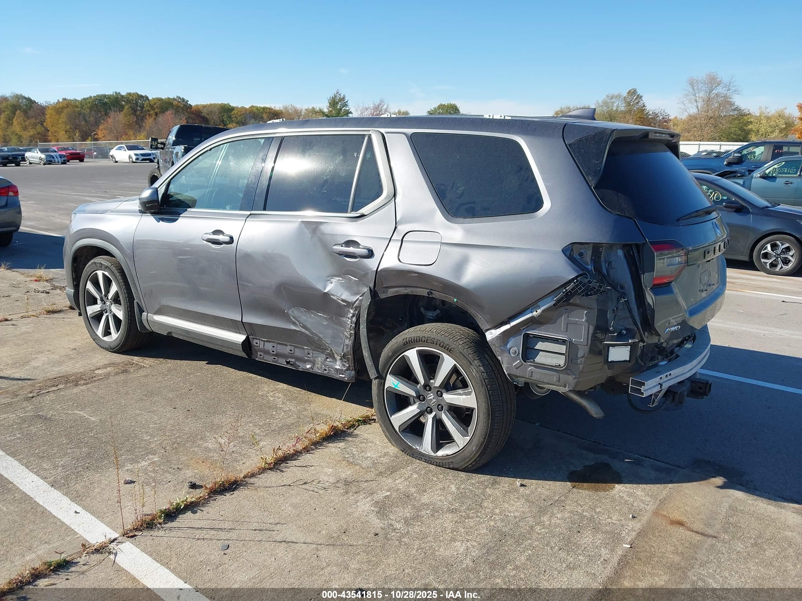 HONDA PILOT image 3