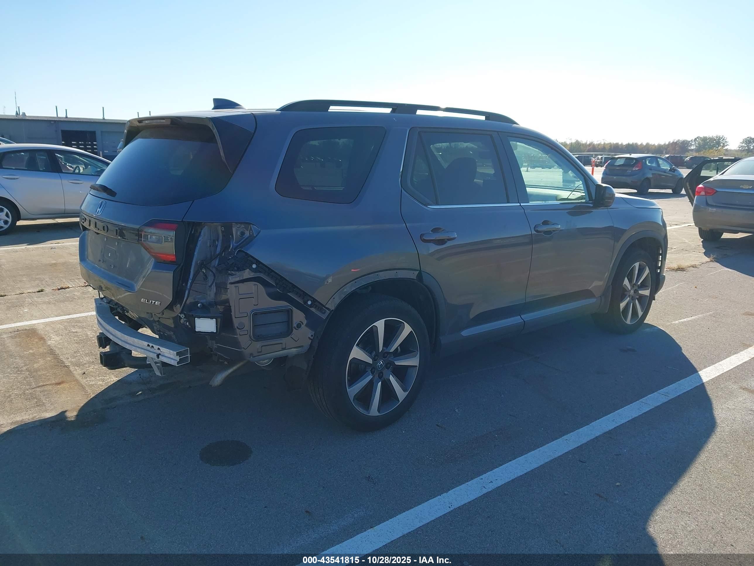HONDA PILOT image 4