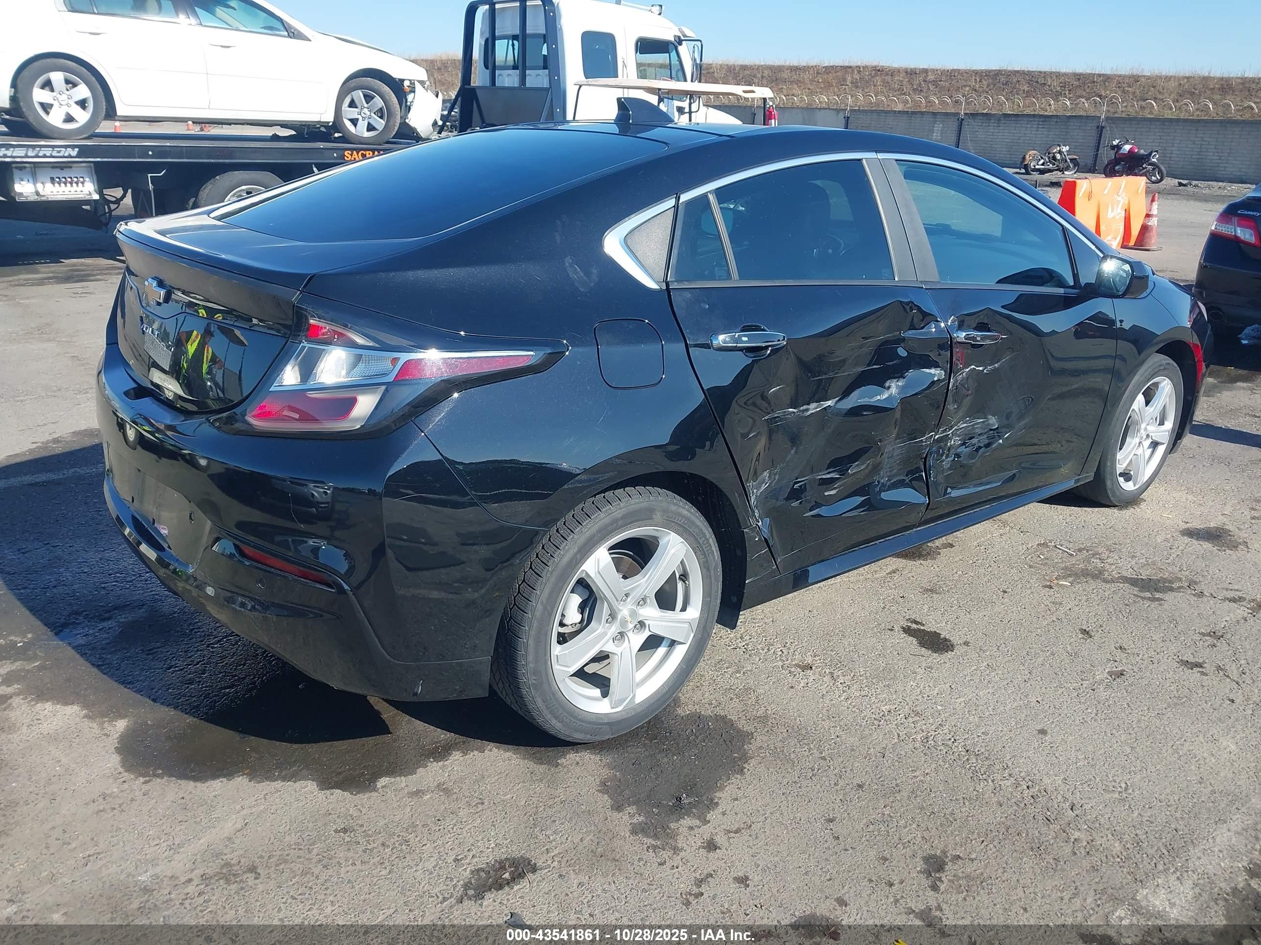 CHEVROLET VOLT image 4