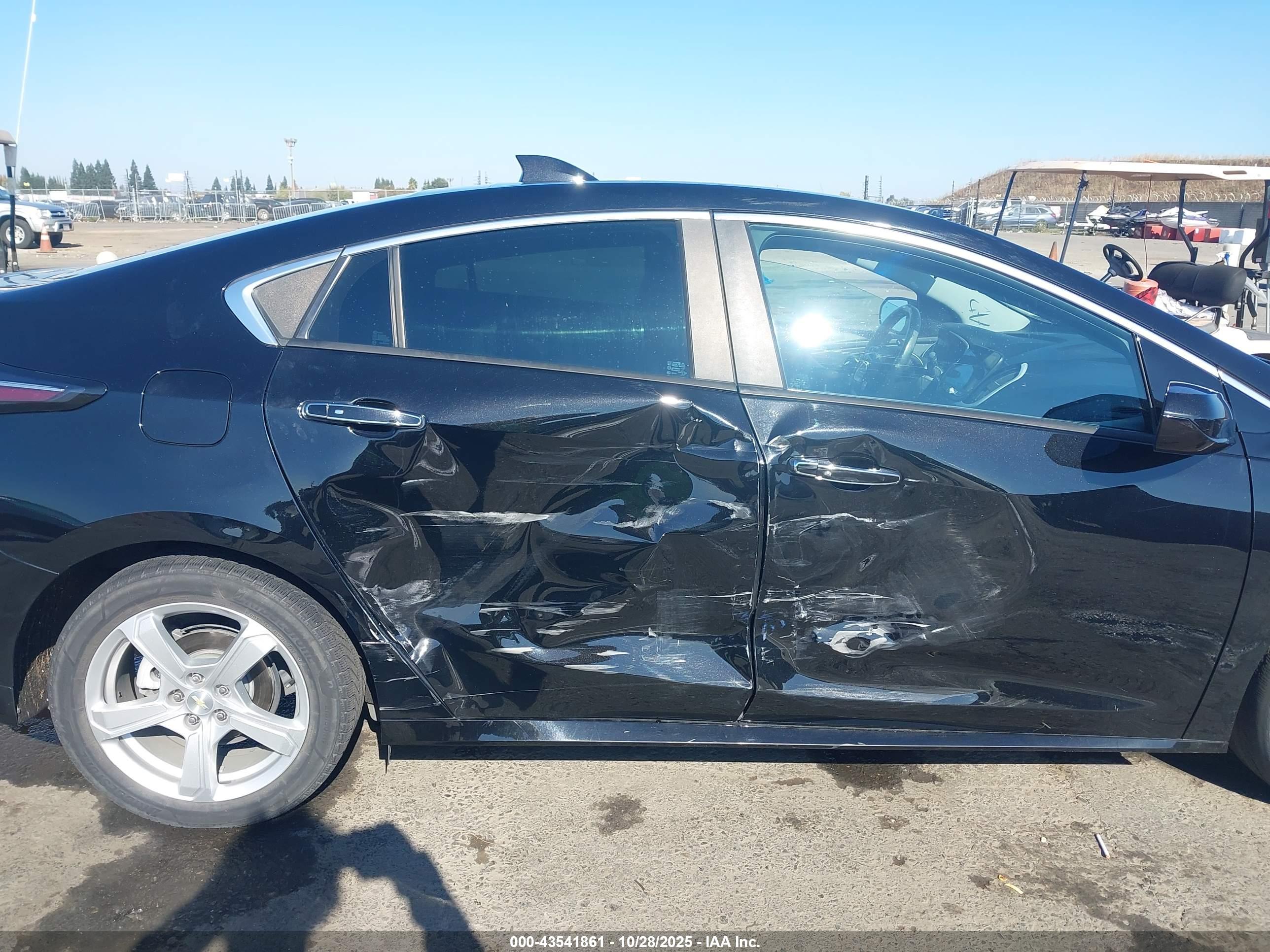 CHEVROLET VOLT image 6