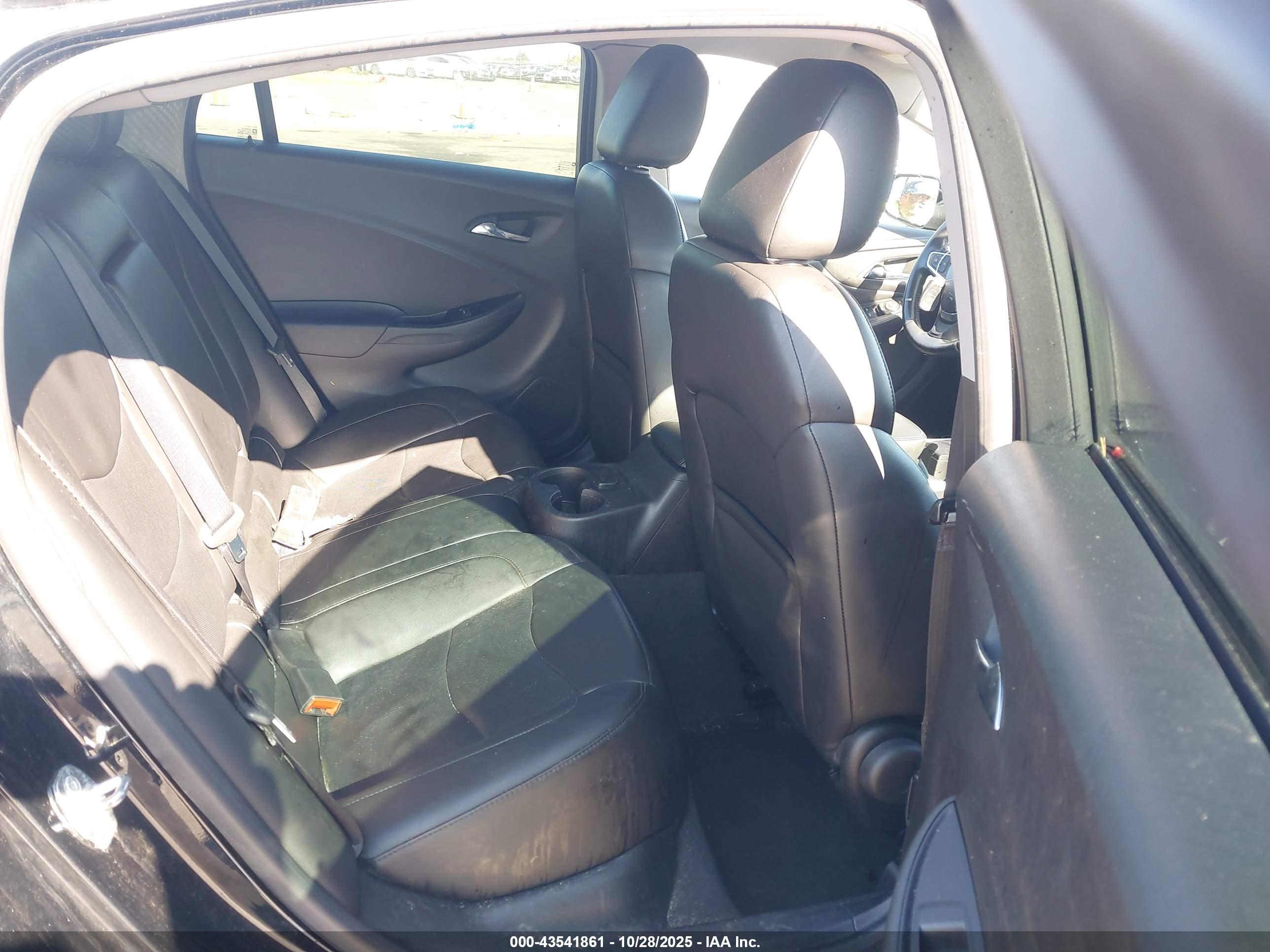CHEVROLET VOLT image 8