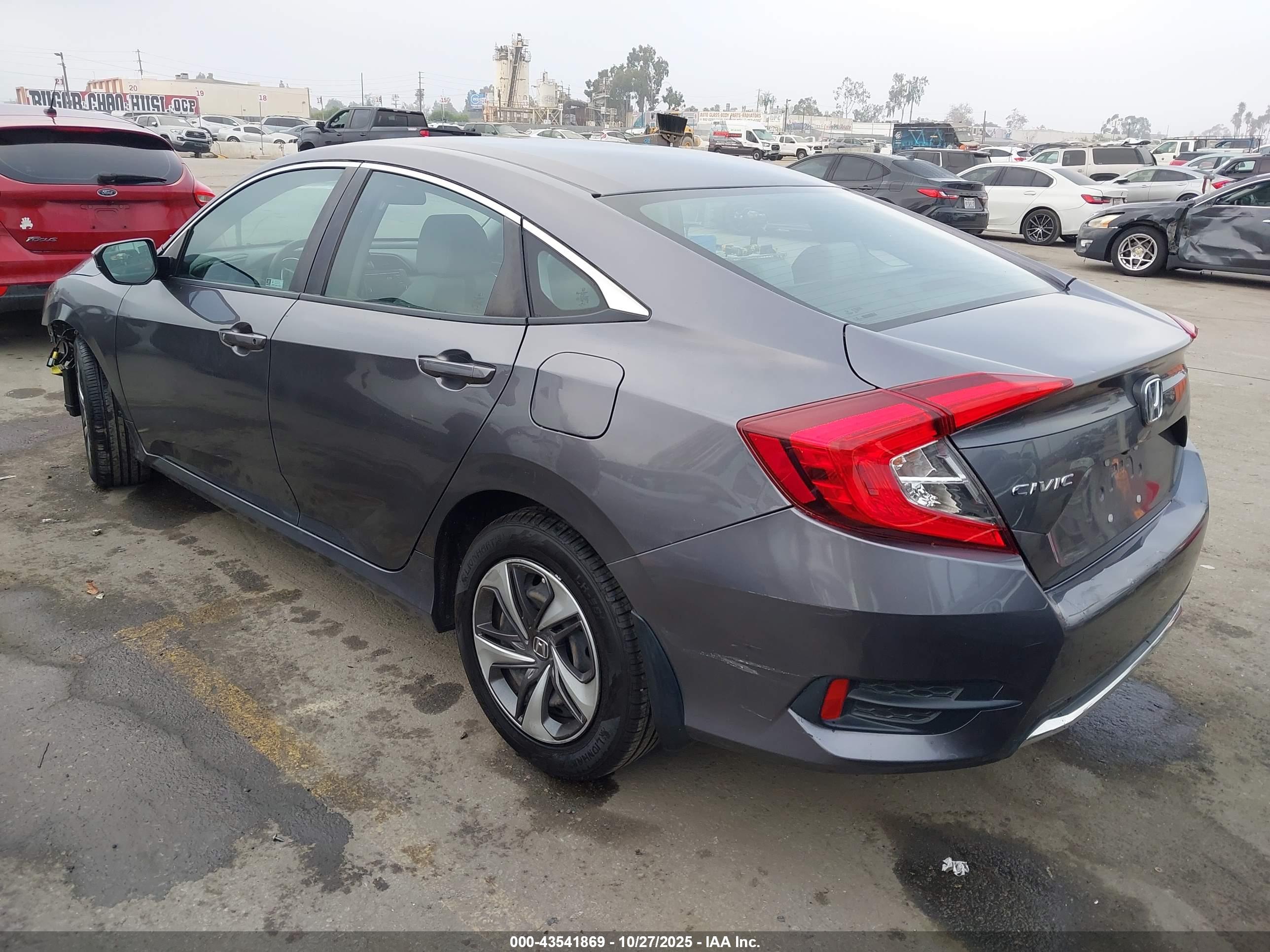 HONDA CIVIC image 3