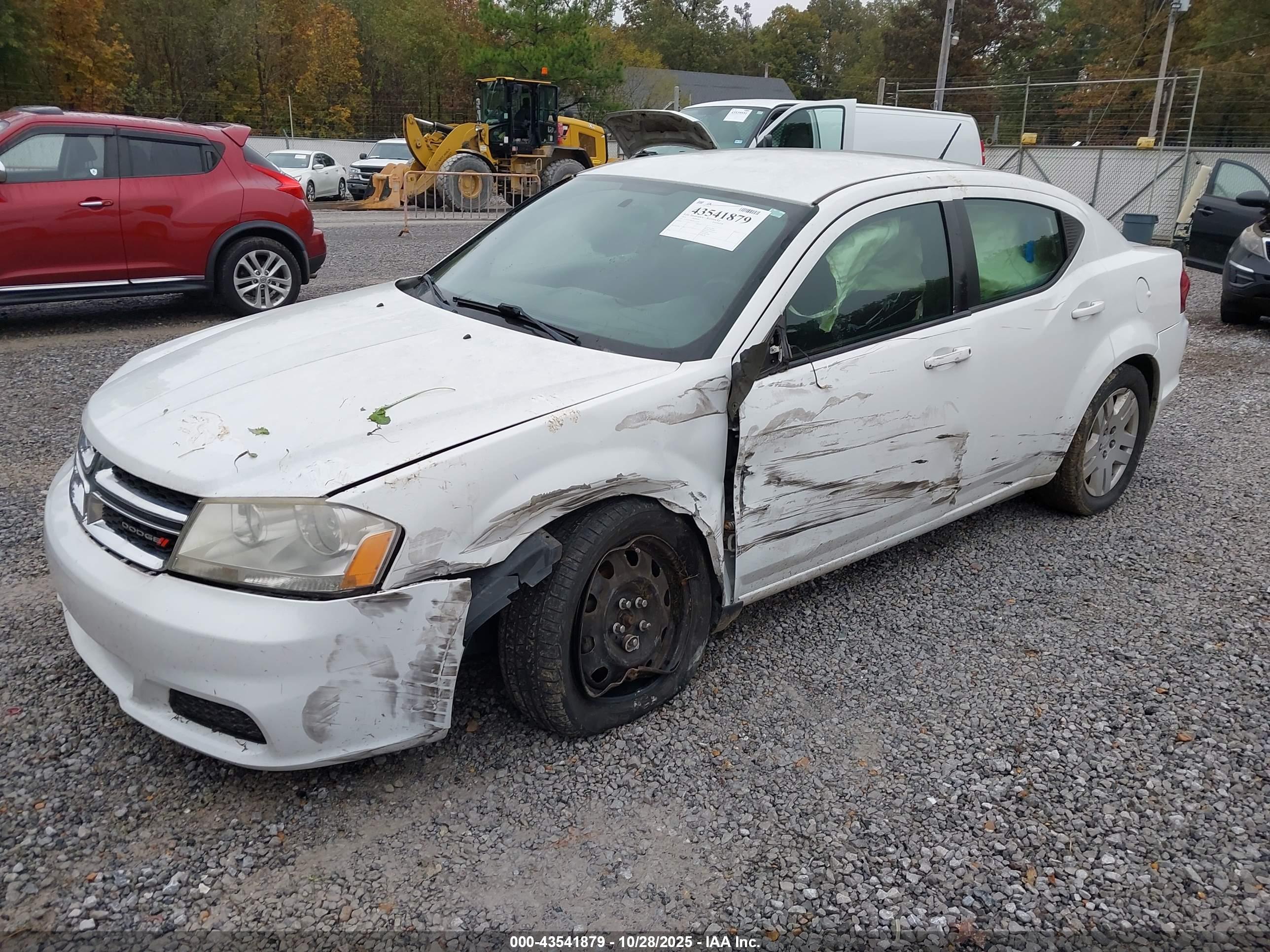 DODGE AVENGER image 6