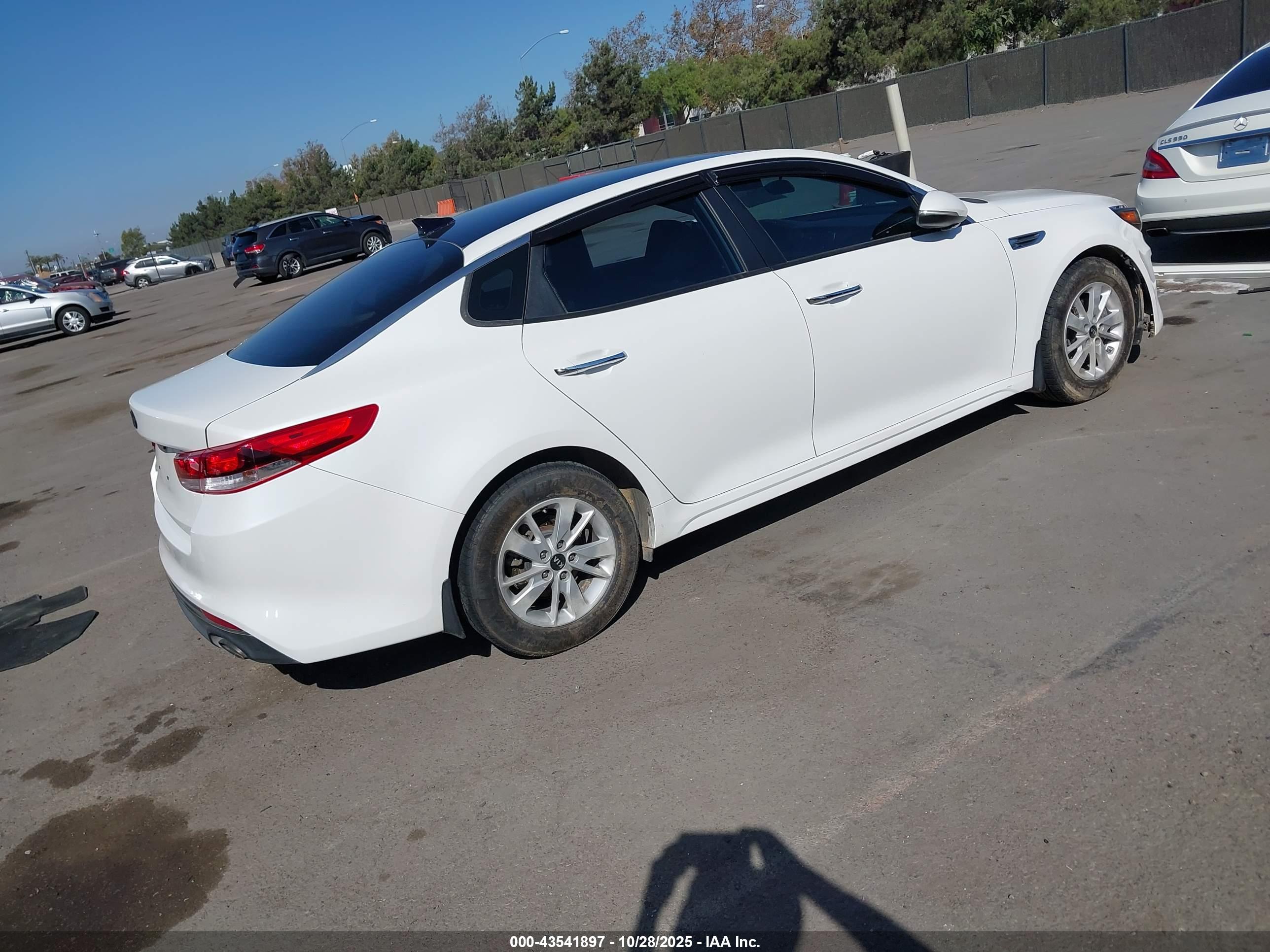 KIA OPTIMA image 4