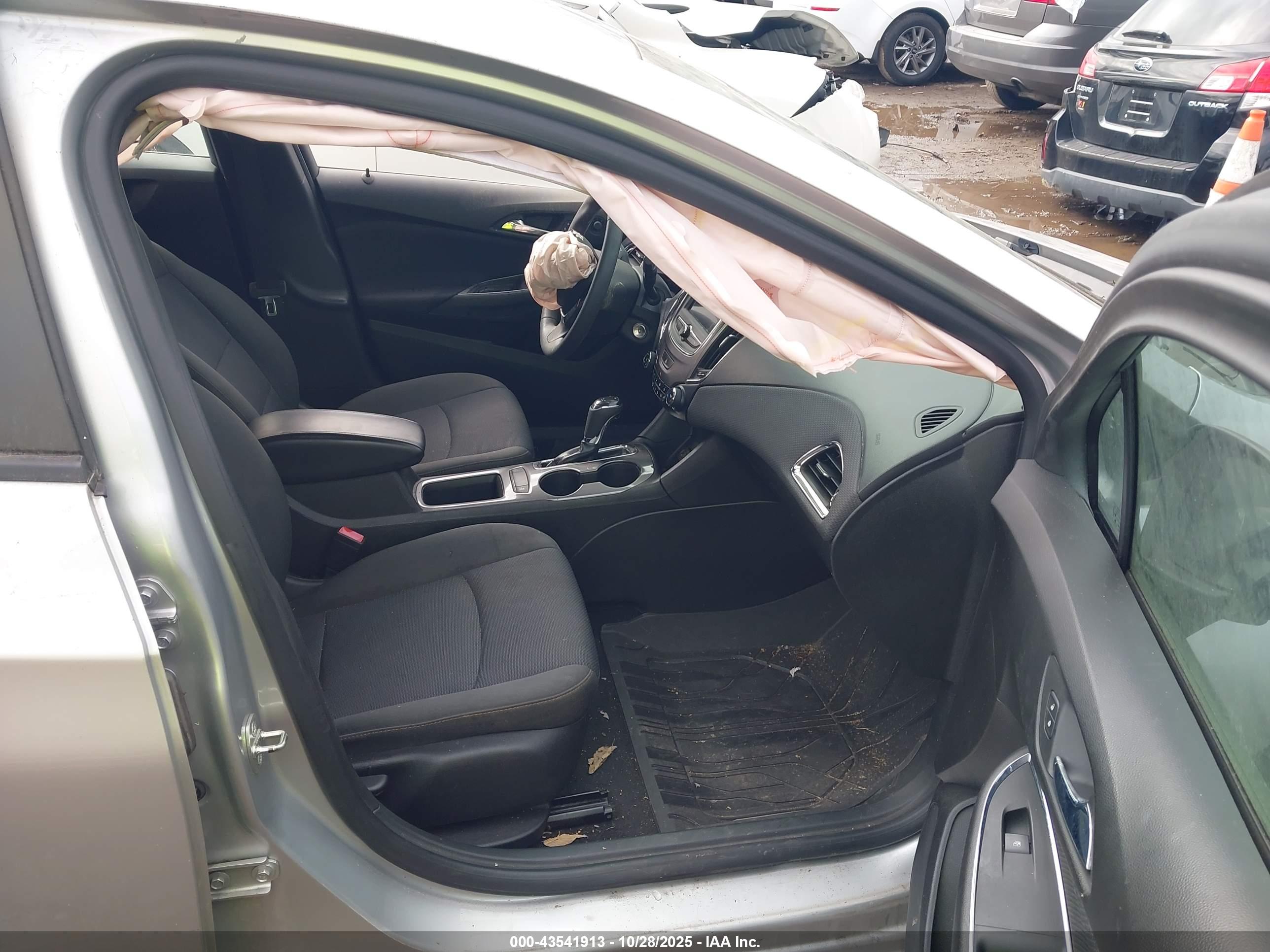 CHEVROLET CRUZE image 5