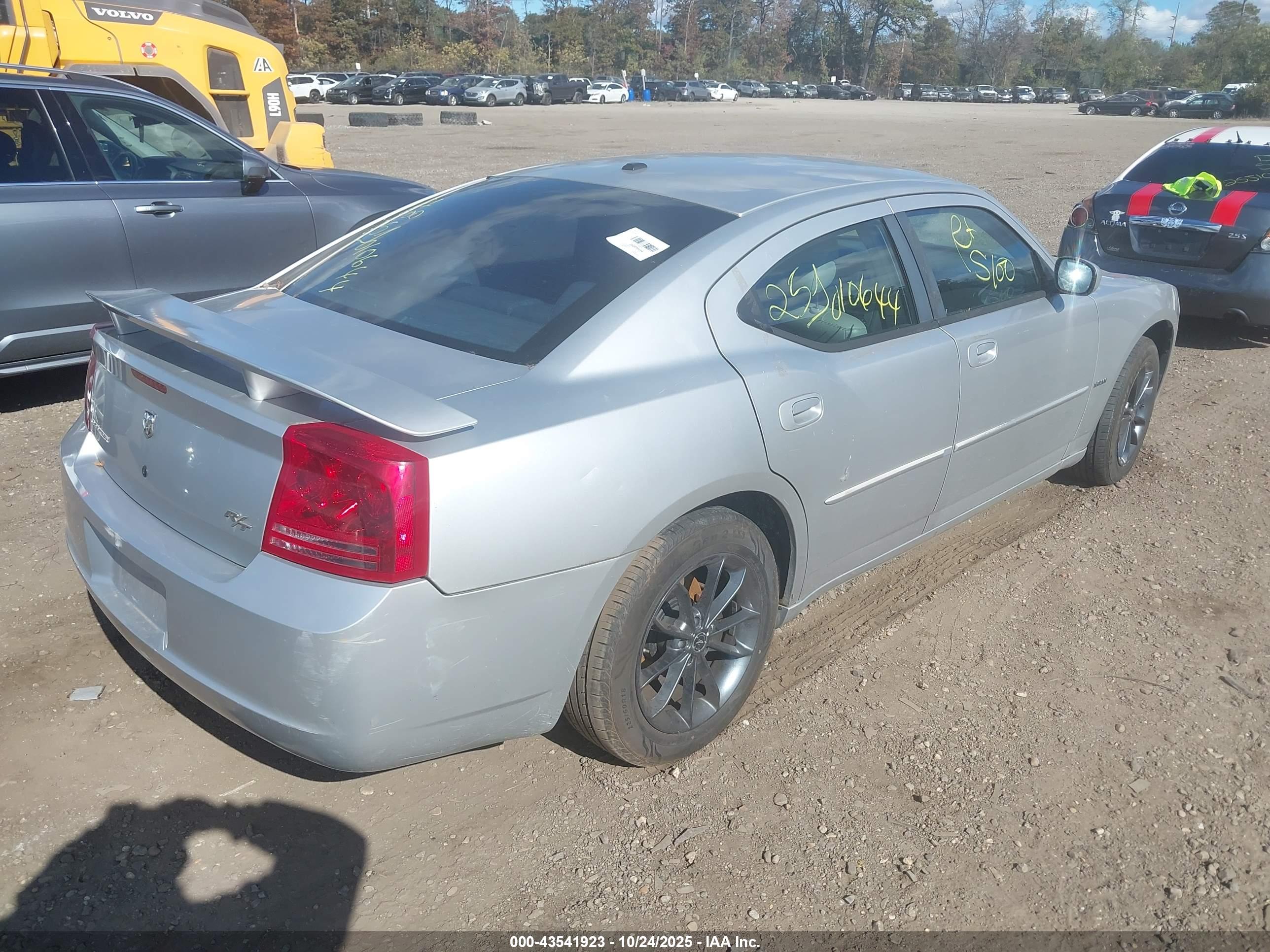 DODGE CHARGER image 4