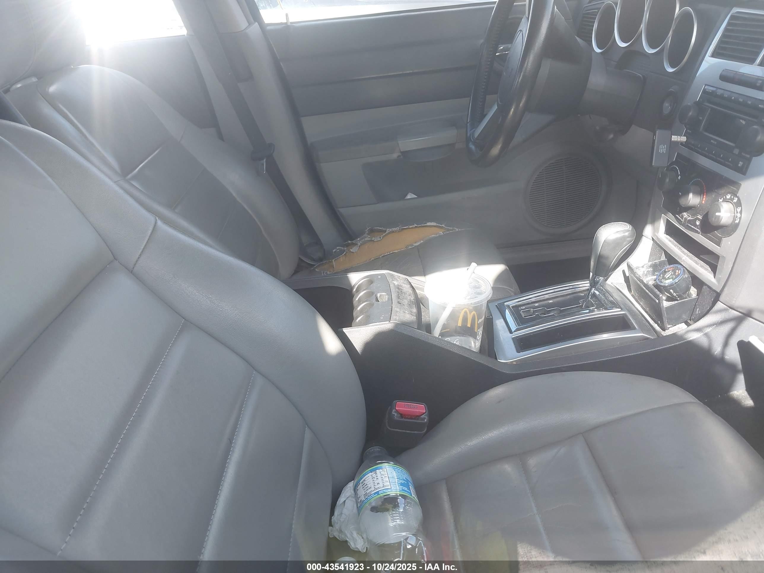 DODGE CHARGER image 5