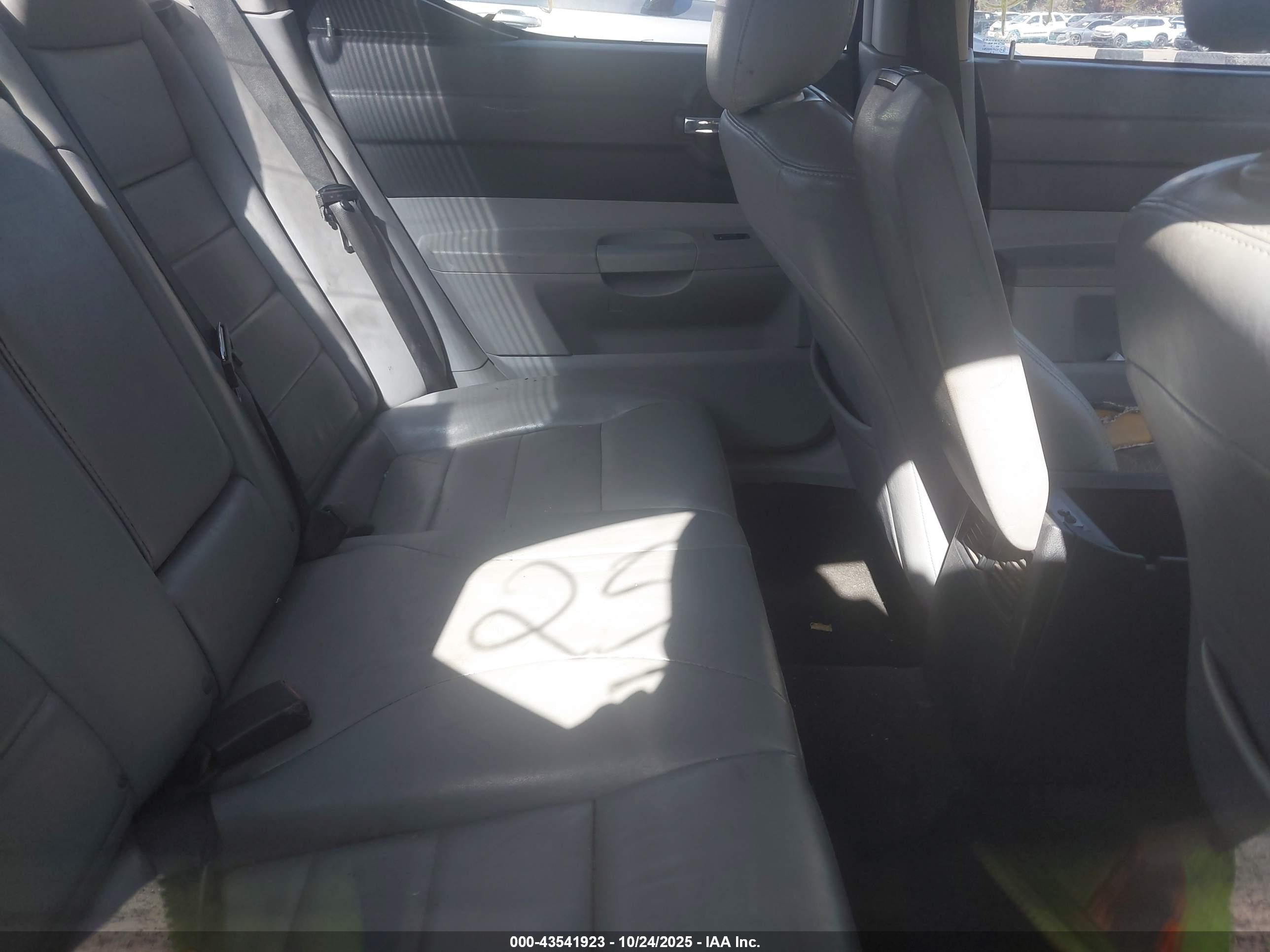 DODGE CHARGER image 8