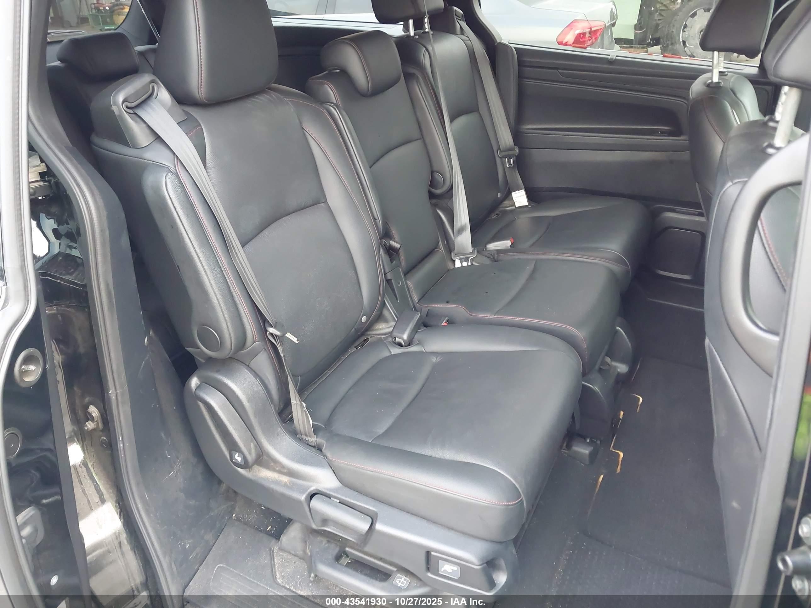 HONDA ODYSSEY image 8