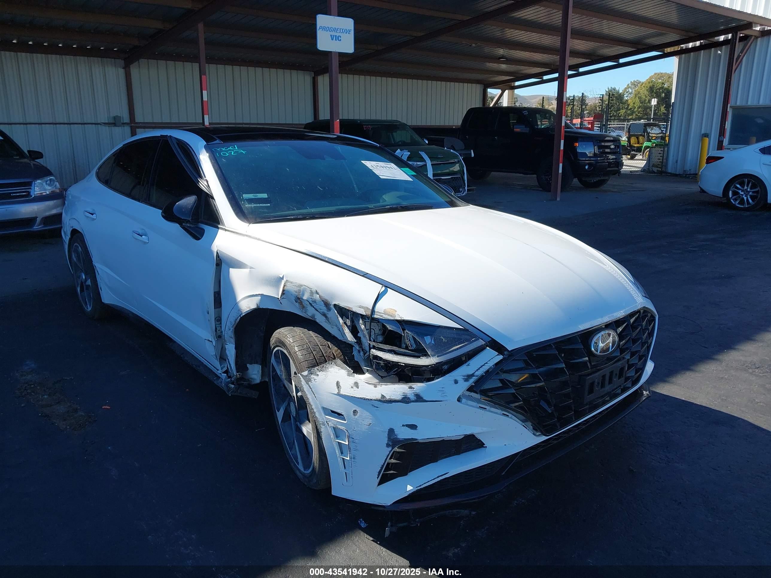 HYUNDAI SONATA image 6