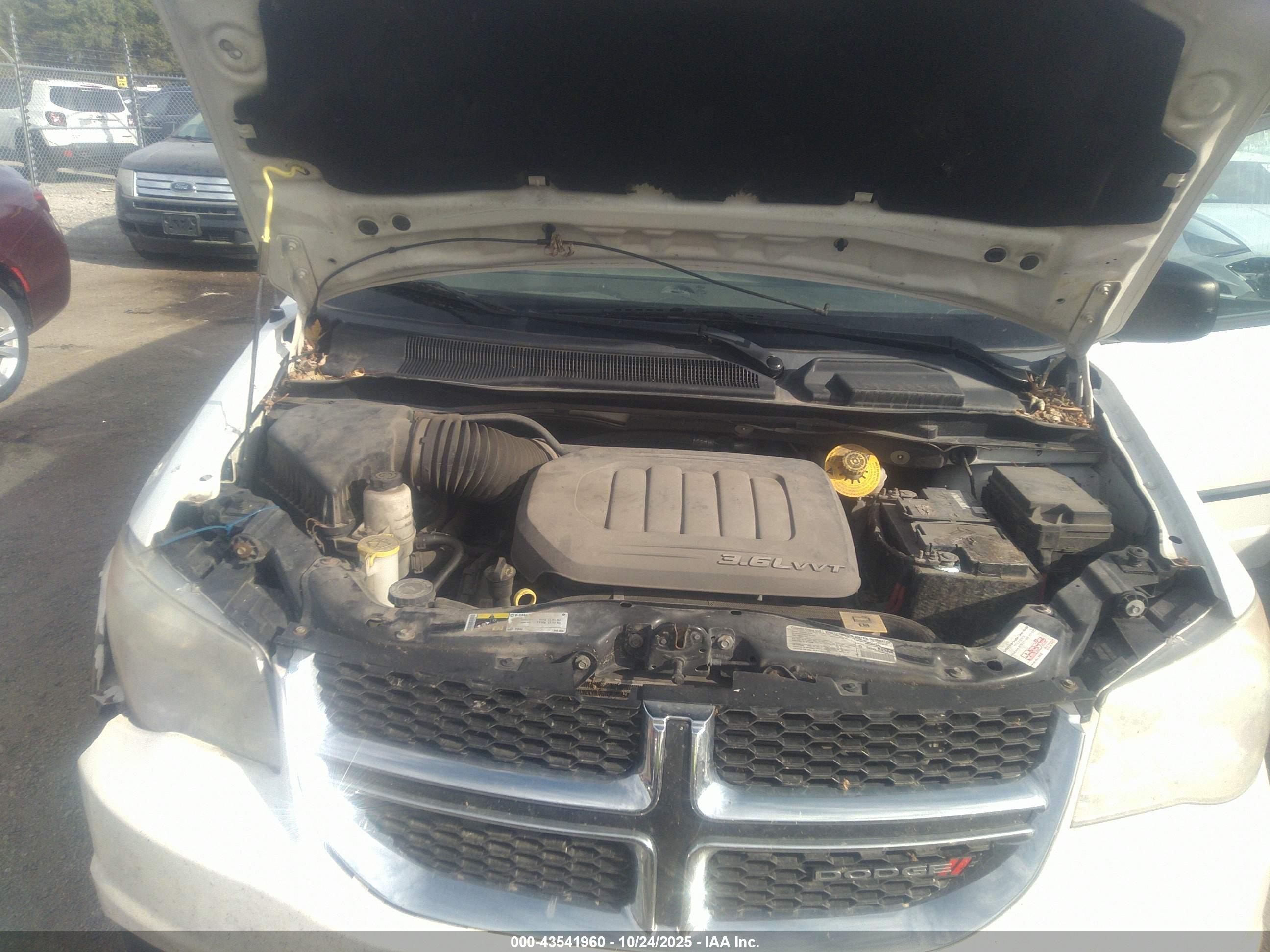DODGE GRAND image 10