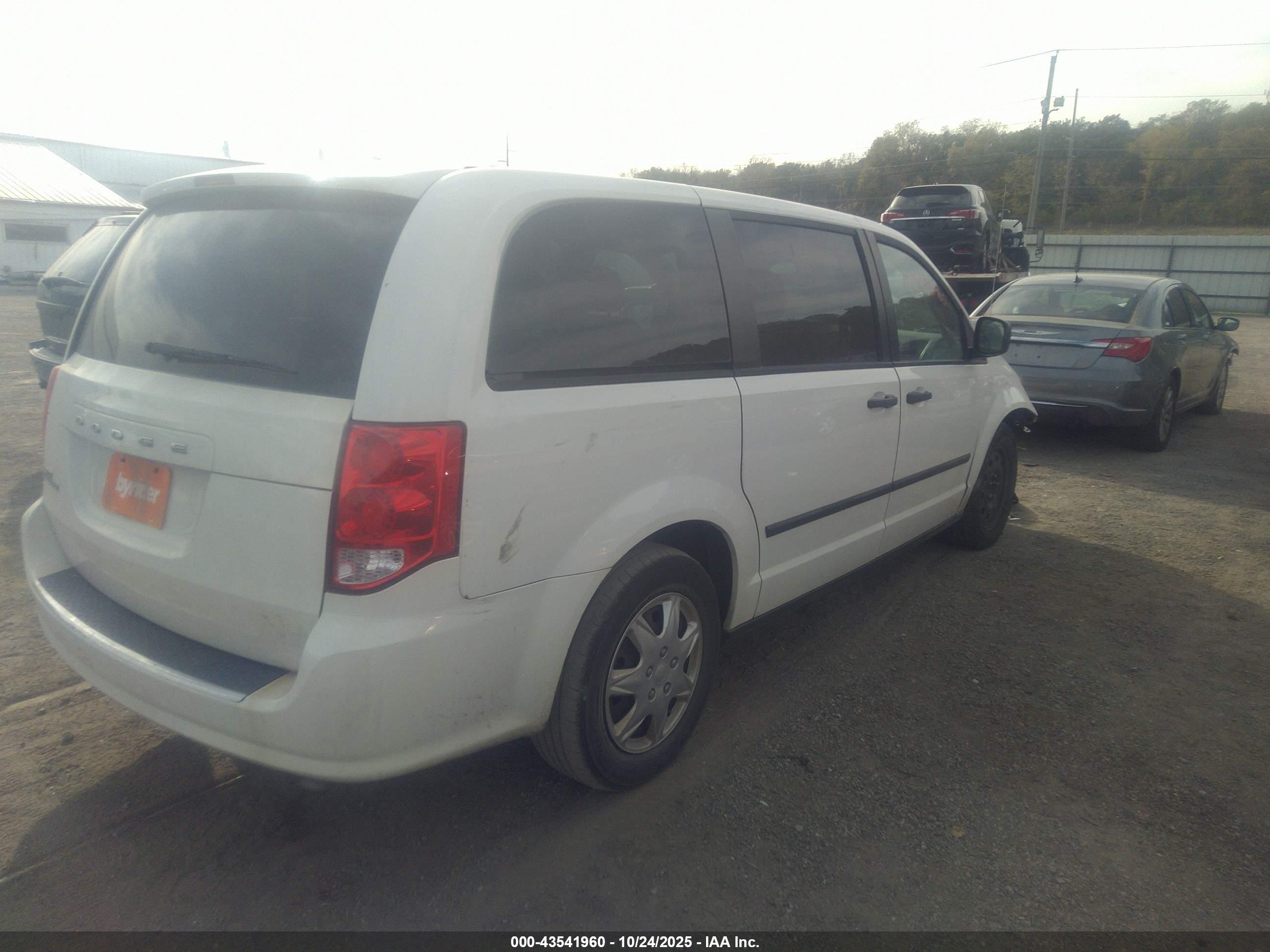 DODGE GRAND image 4
