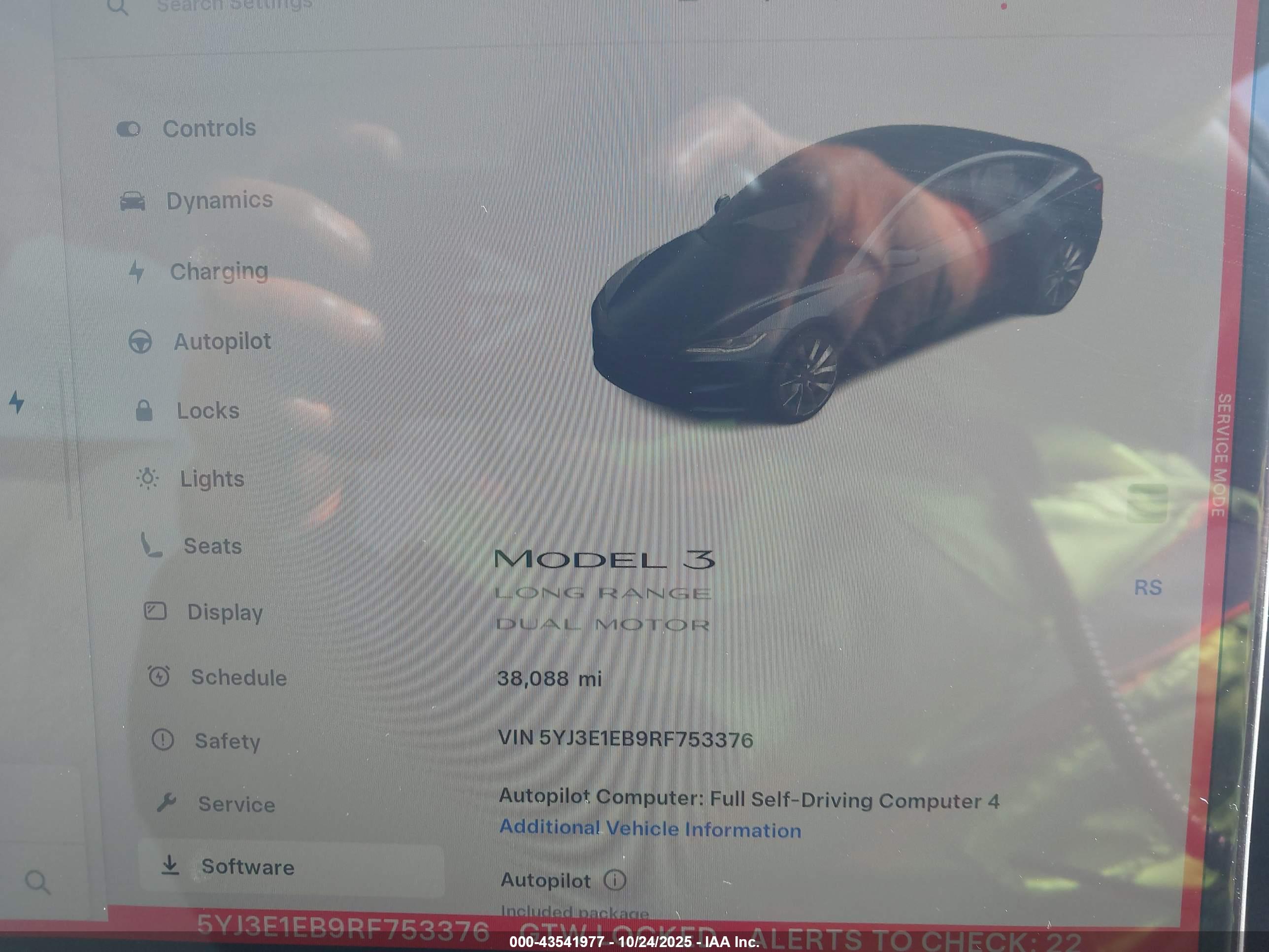 TESLA MODEL image 7