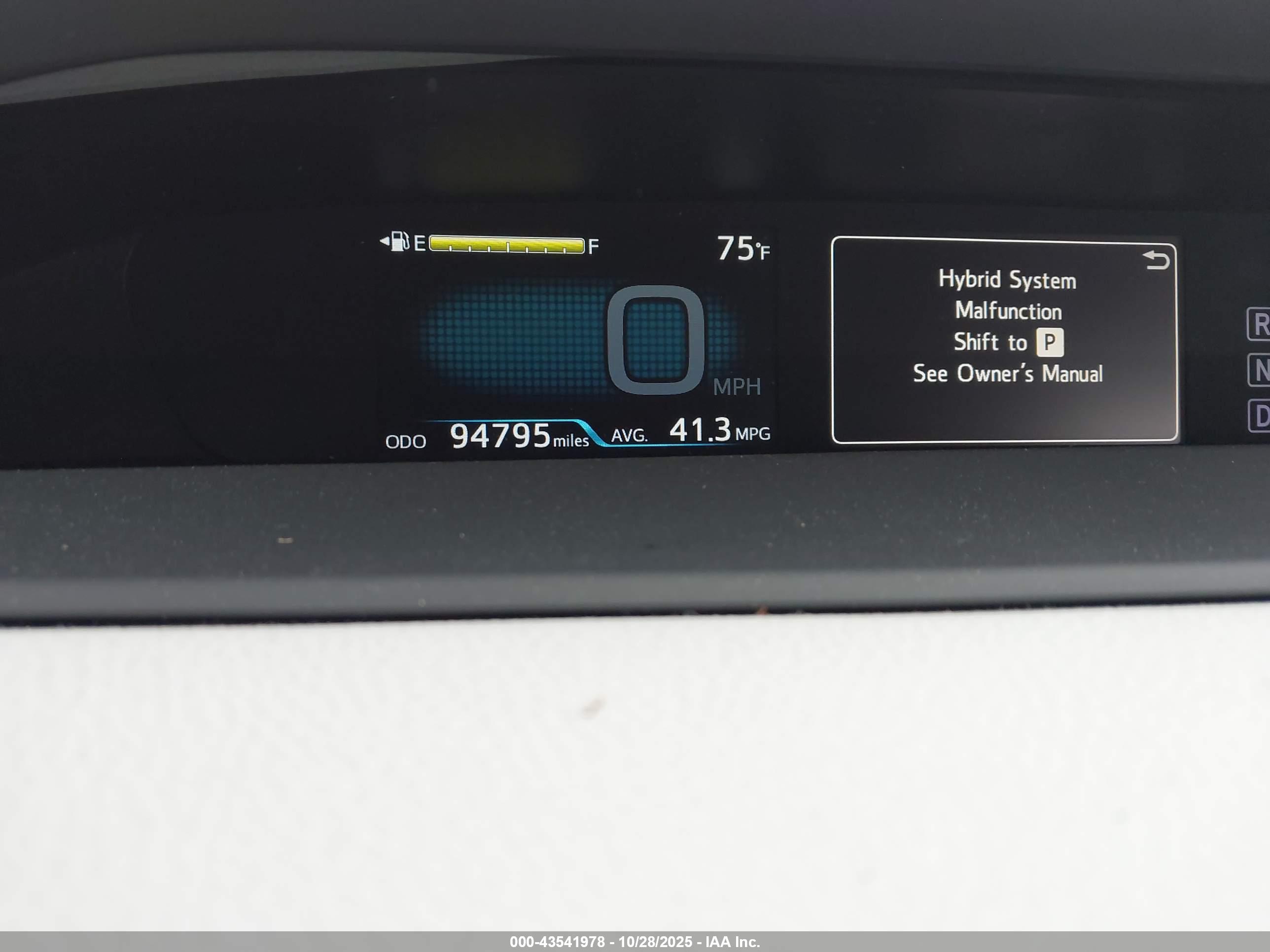 TOYOTA PRIUS image 7