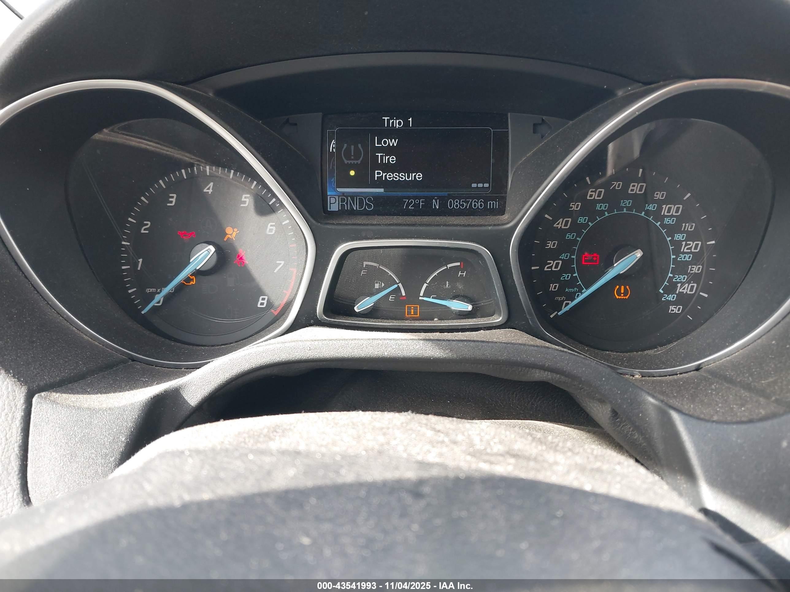 FORD FOCUS image 7