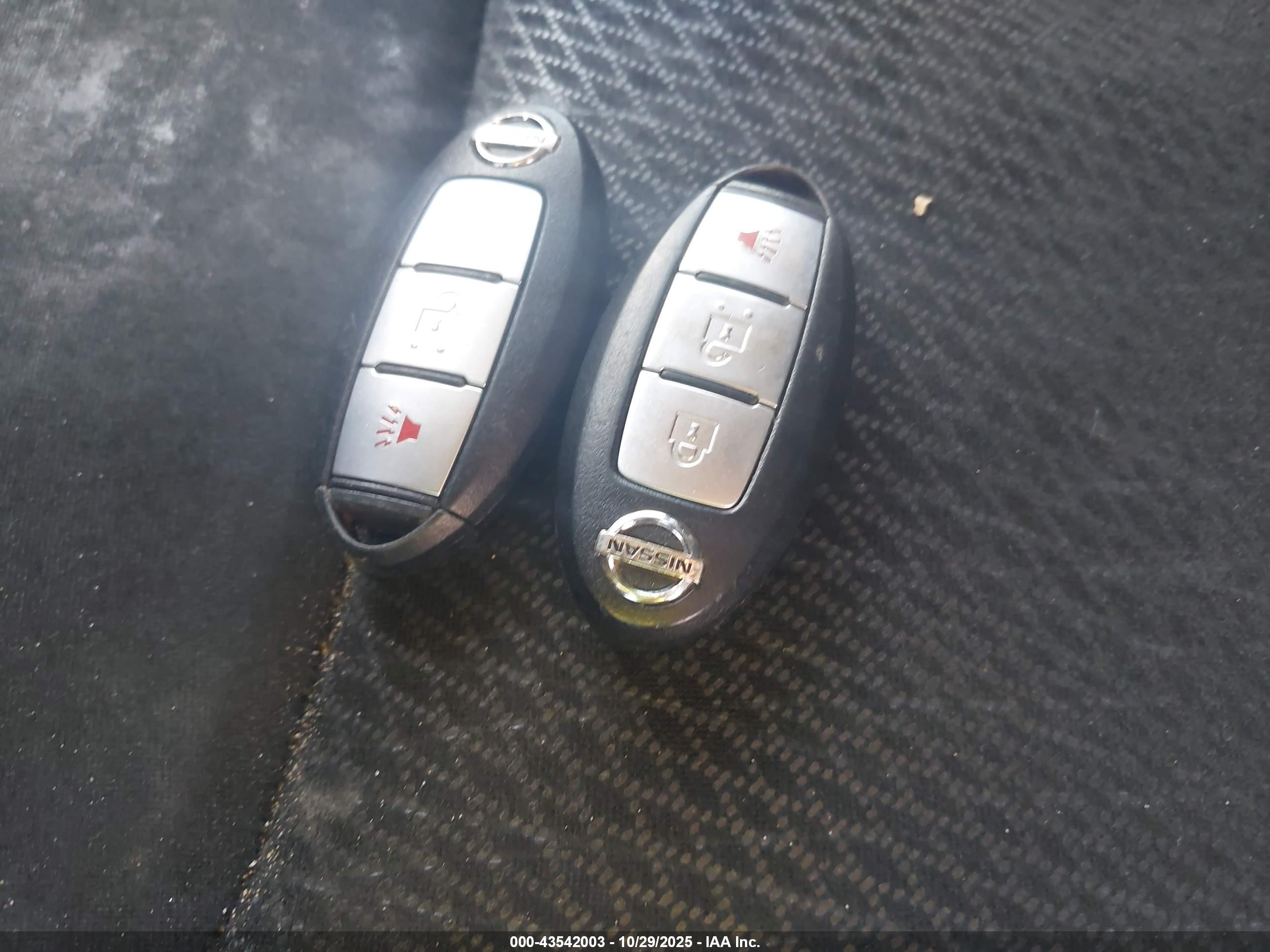NISSAN PATHFINDER image 11
