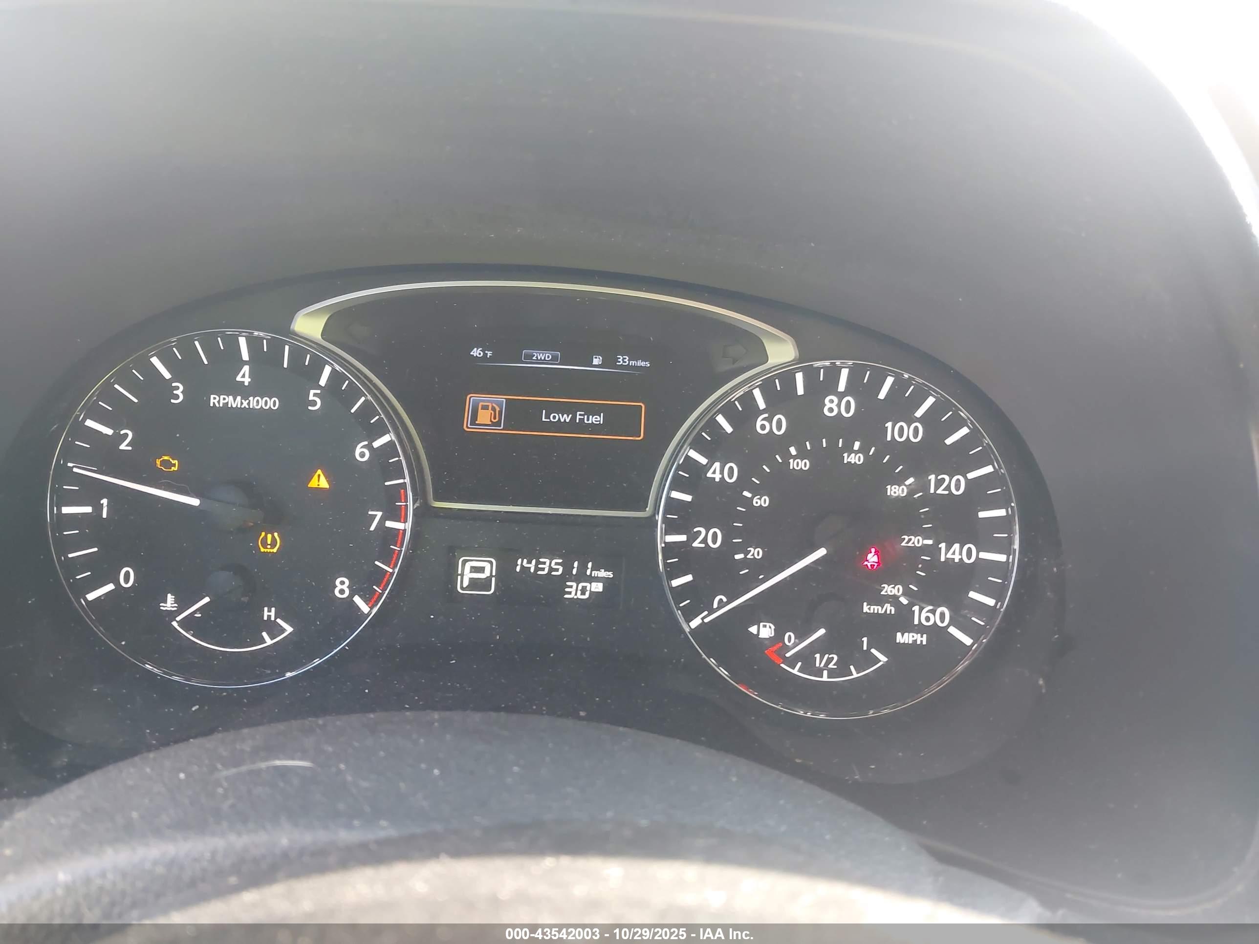 NISSAN PATHFINDER image 7