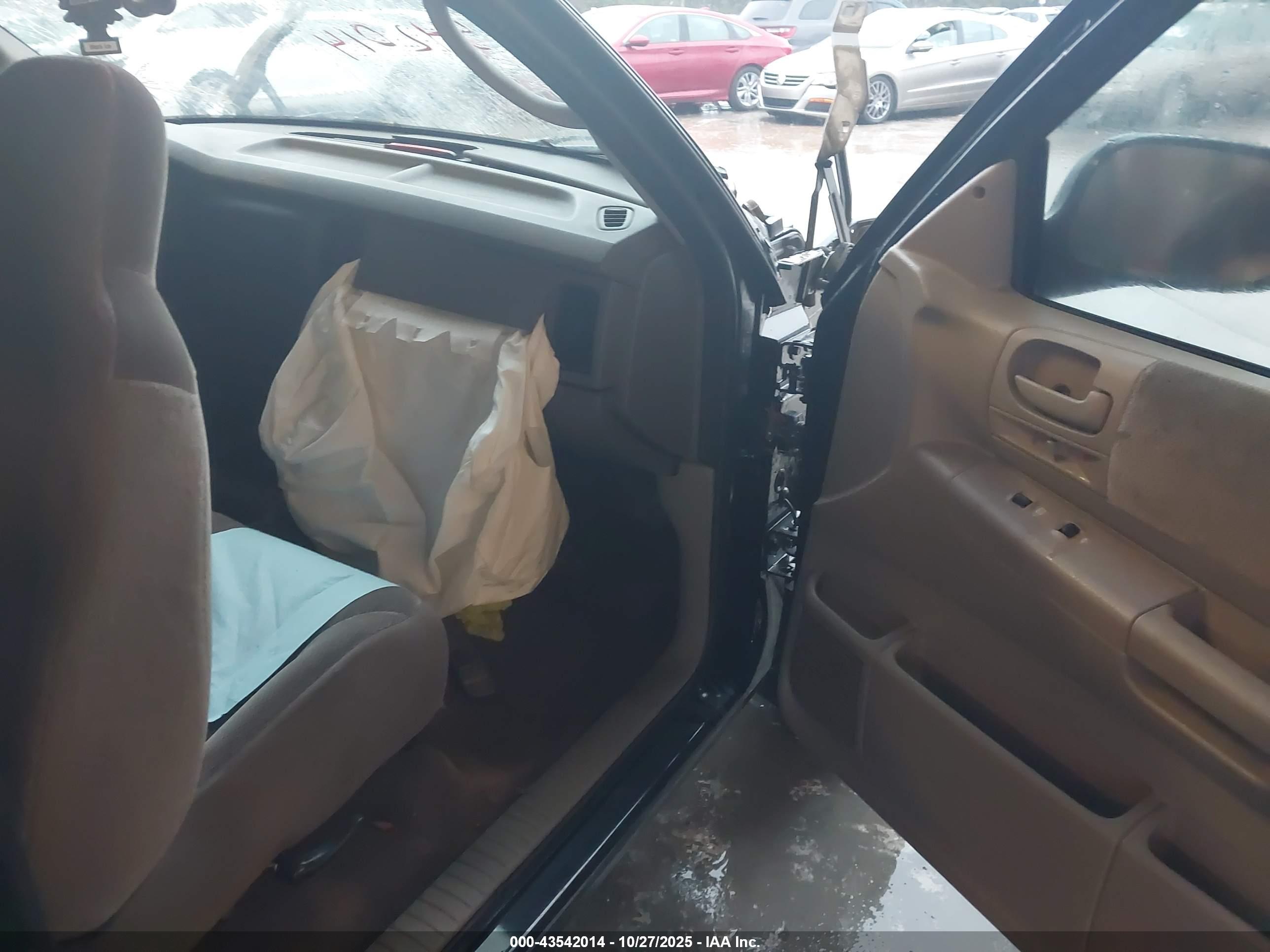 DODGE DAKOTA image 5