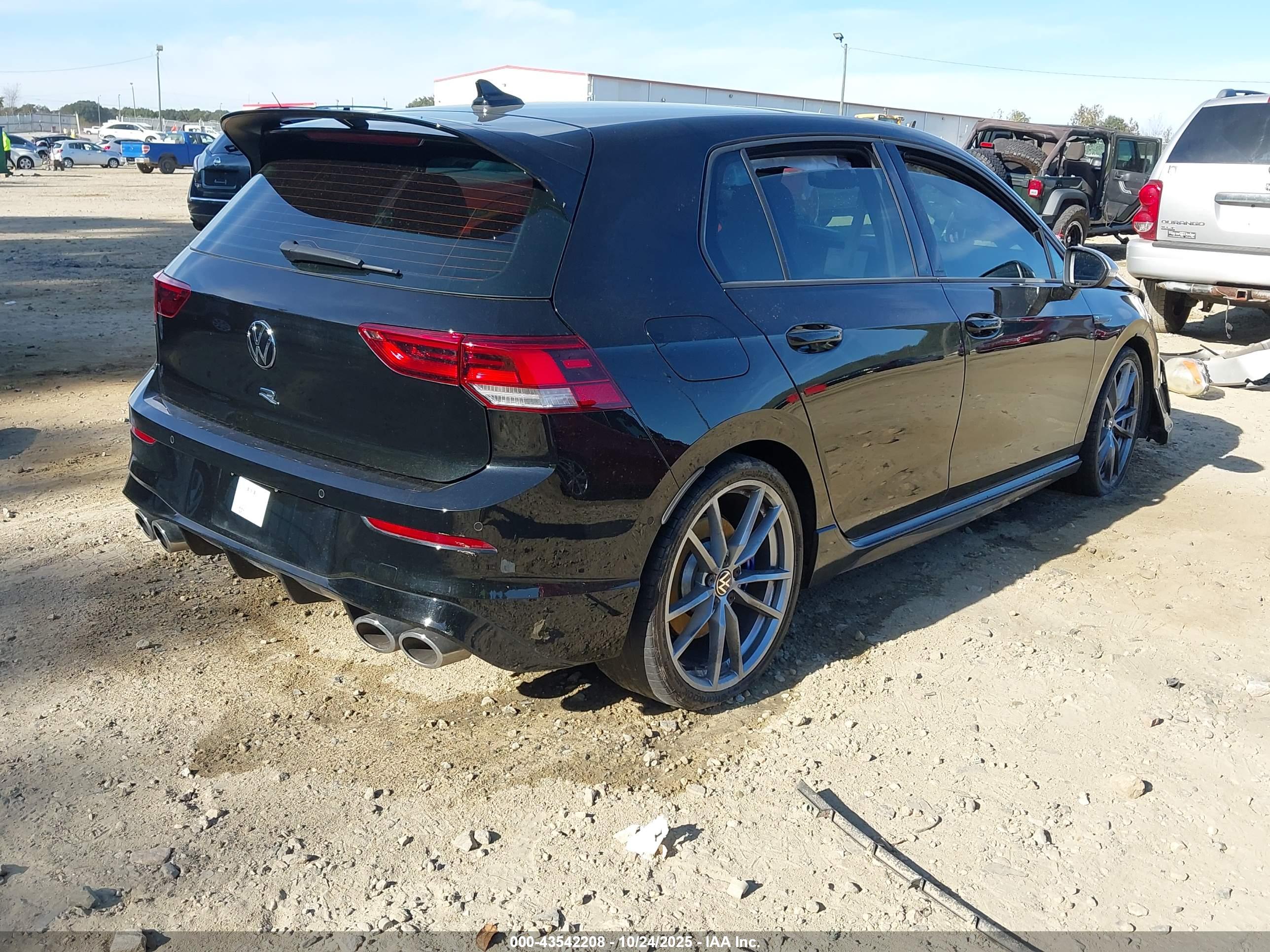 VOLKSWAGEN GOLF image 4