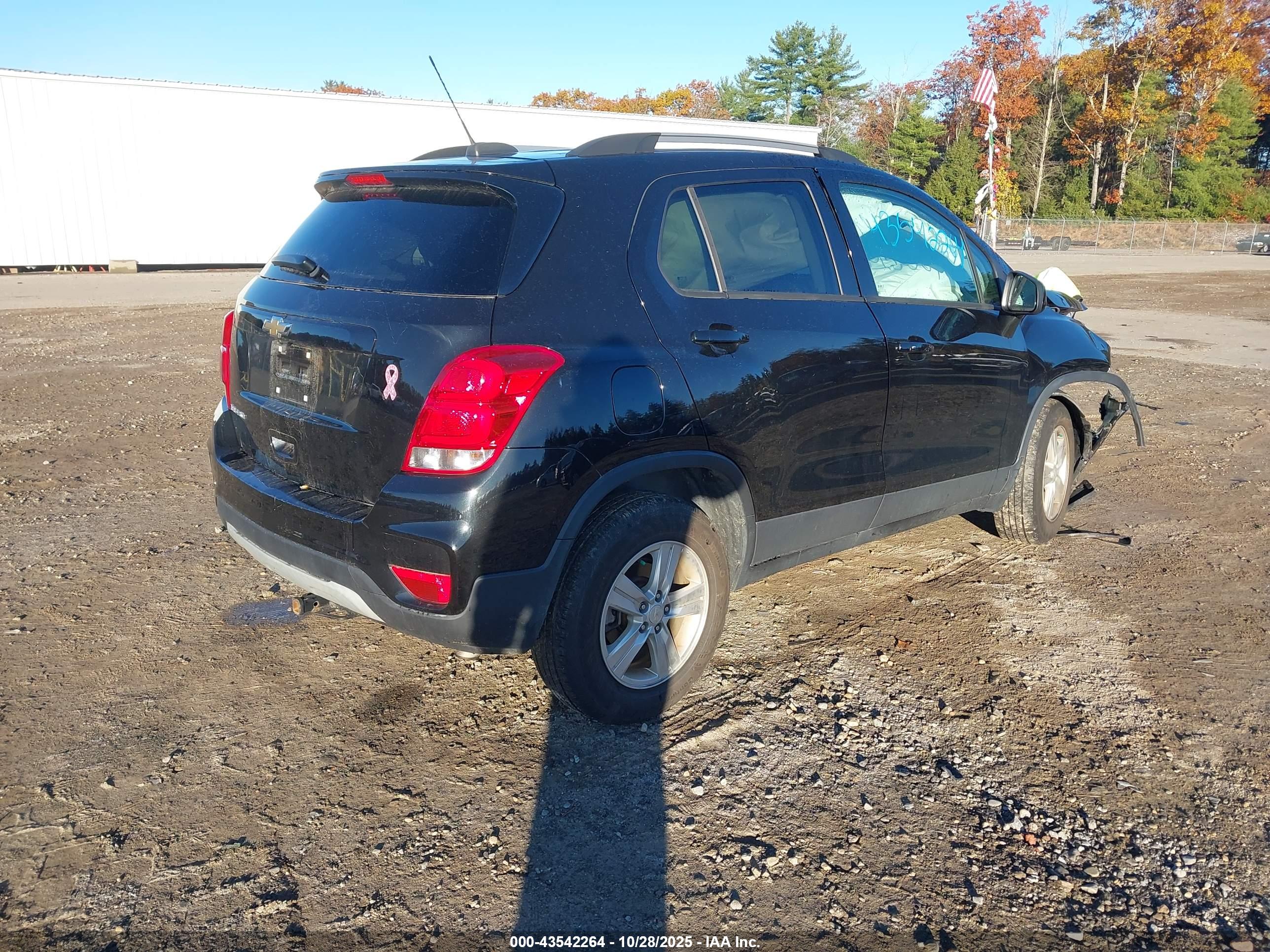 CHEVROLET TRAX image 4