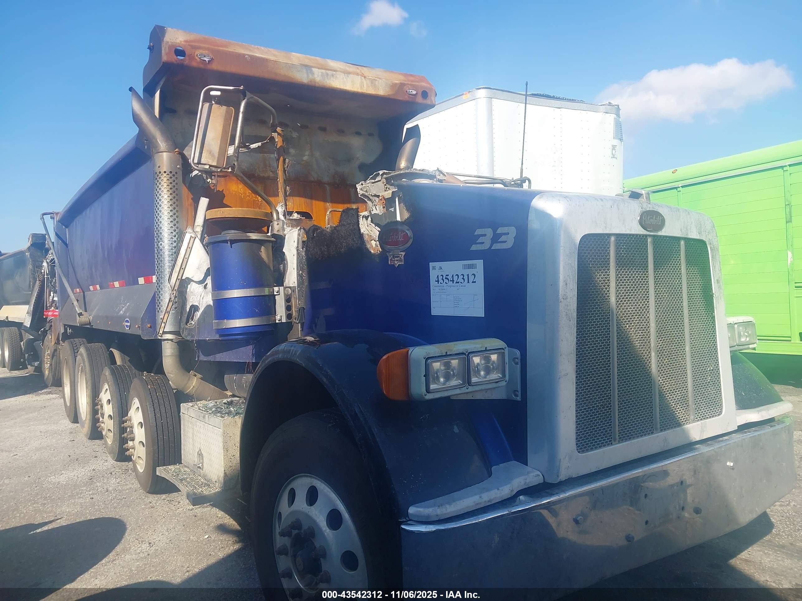 PETERBILT 367 image 2