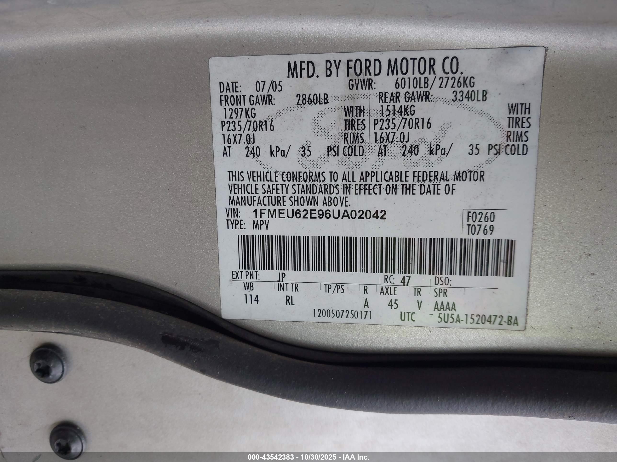 FORD EXPLORER image 9