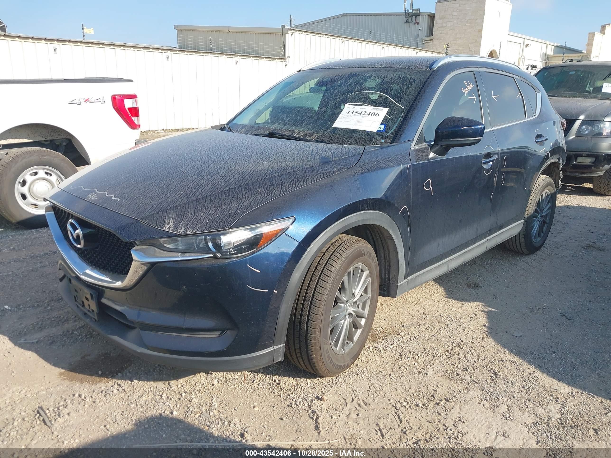 MAZDA CX-5 image 2
