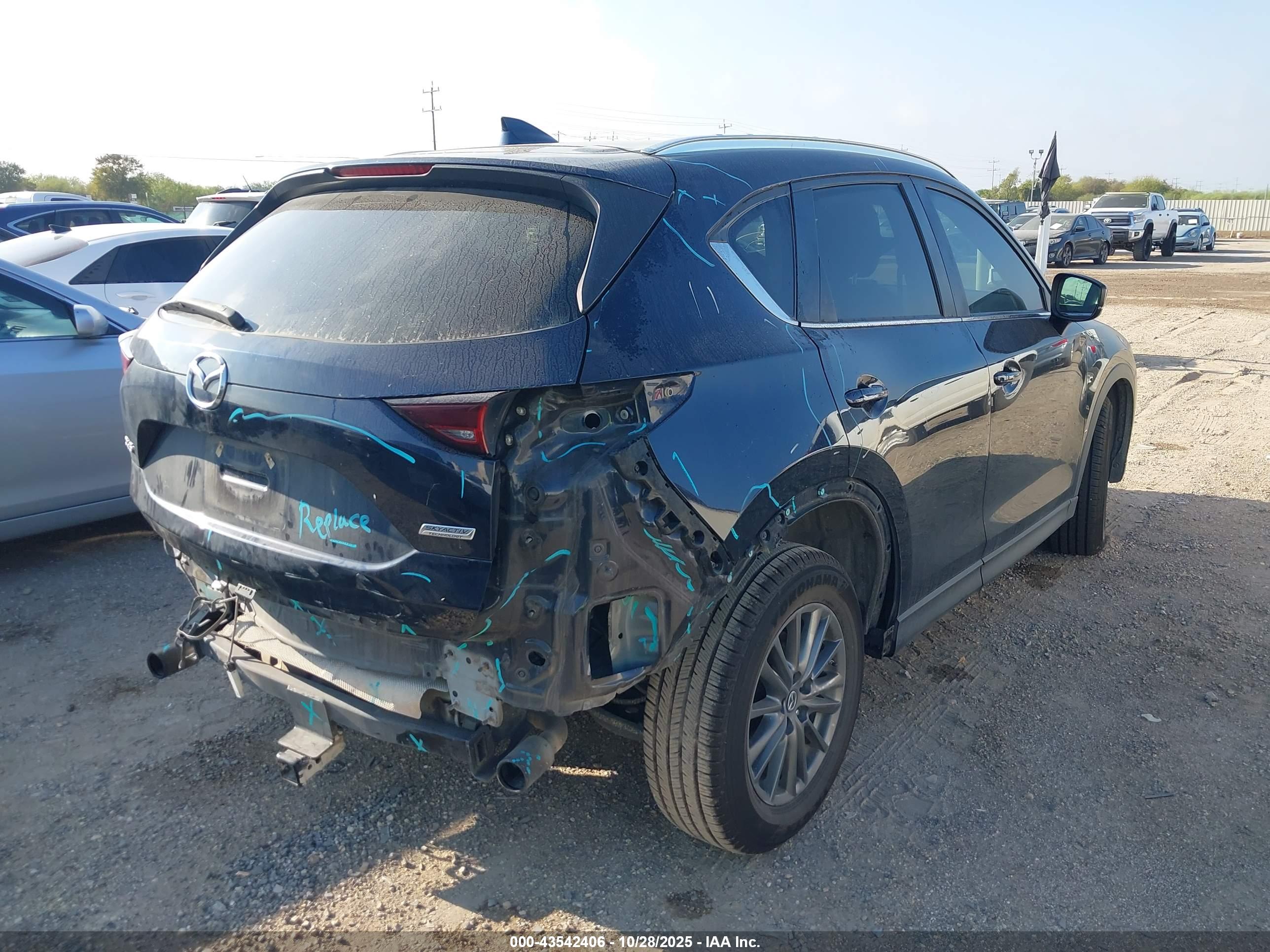 MAZDA CX-5 image 4