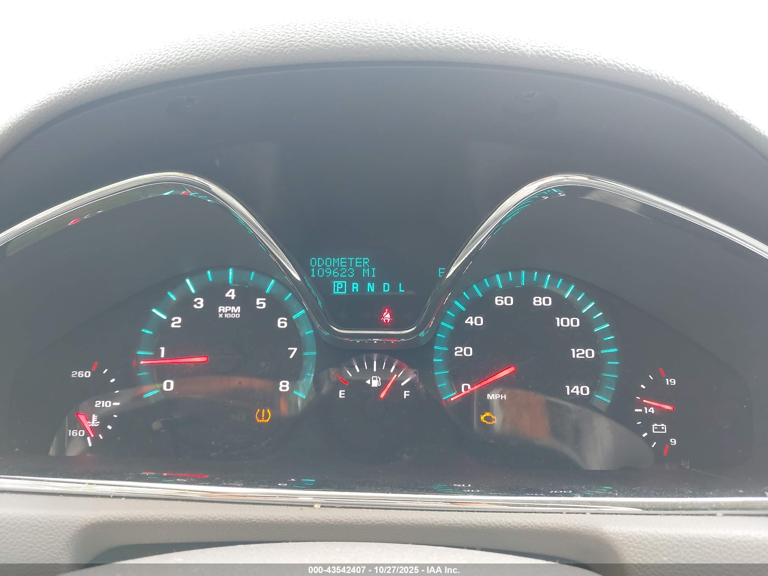 CHEVROLET TRAVERSE image 7