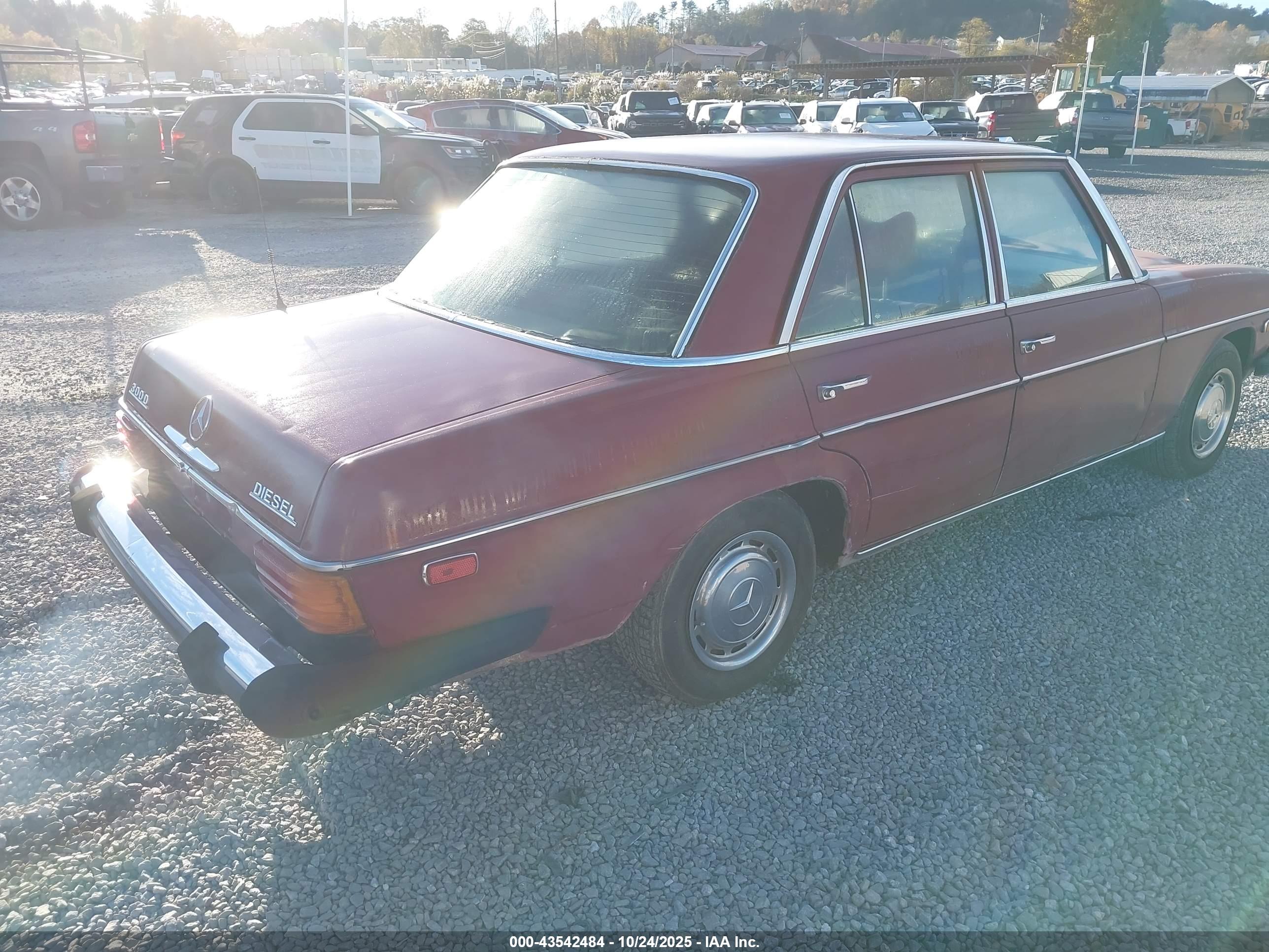 MERCEDES 300 image 4