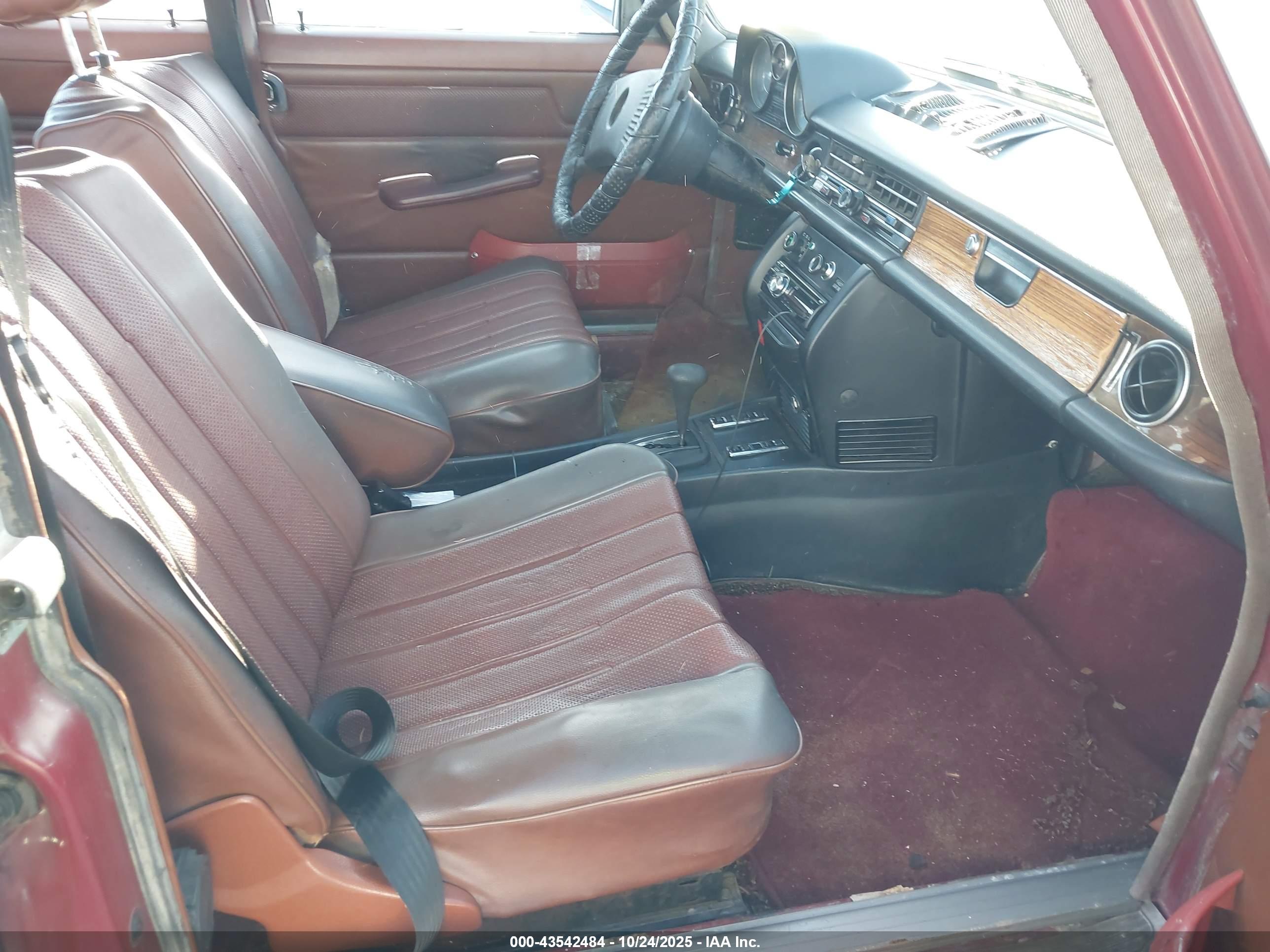 MERCEDES 300 image 5