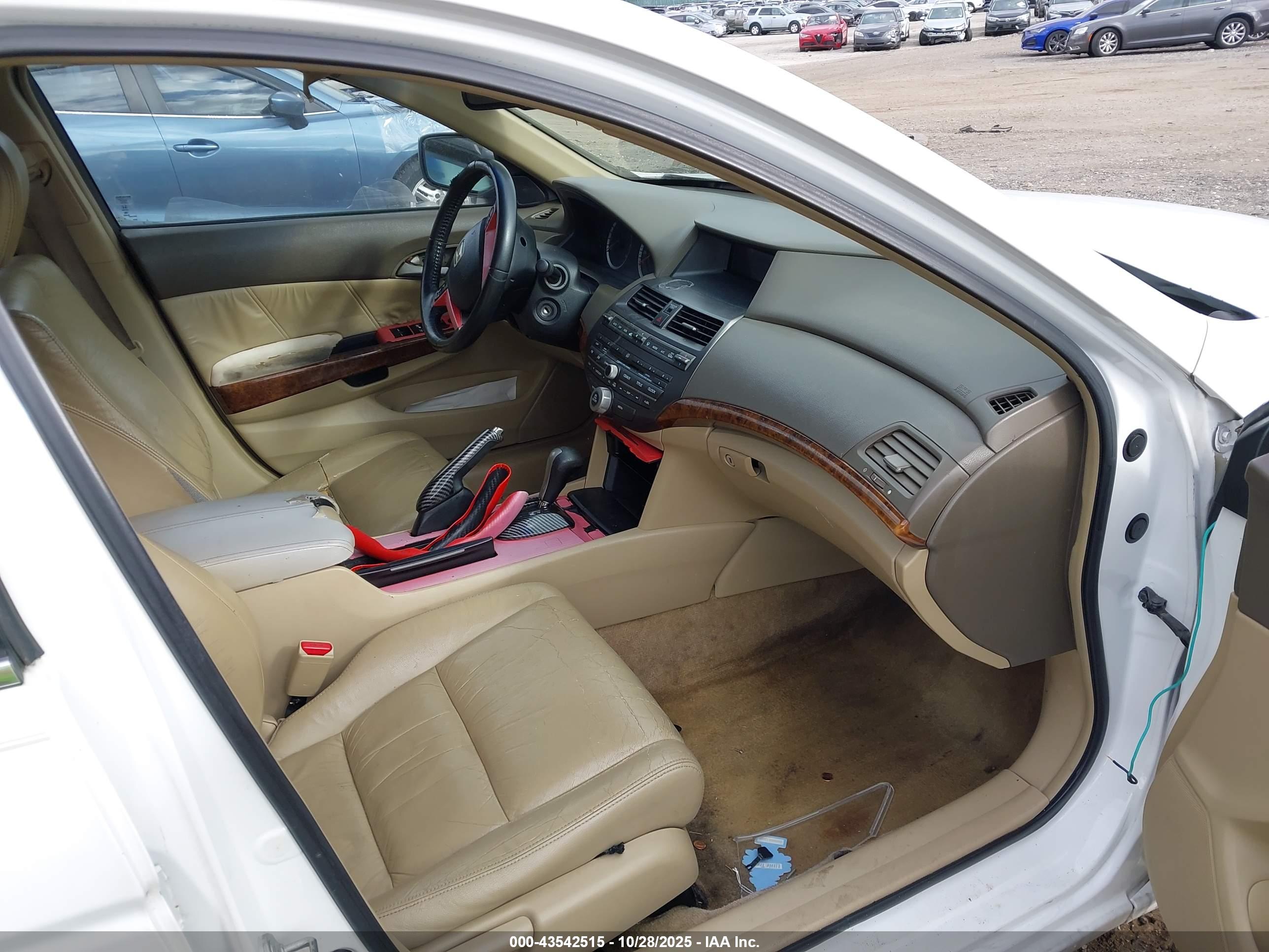 HONDA ACCORD image 5