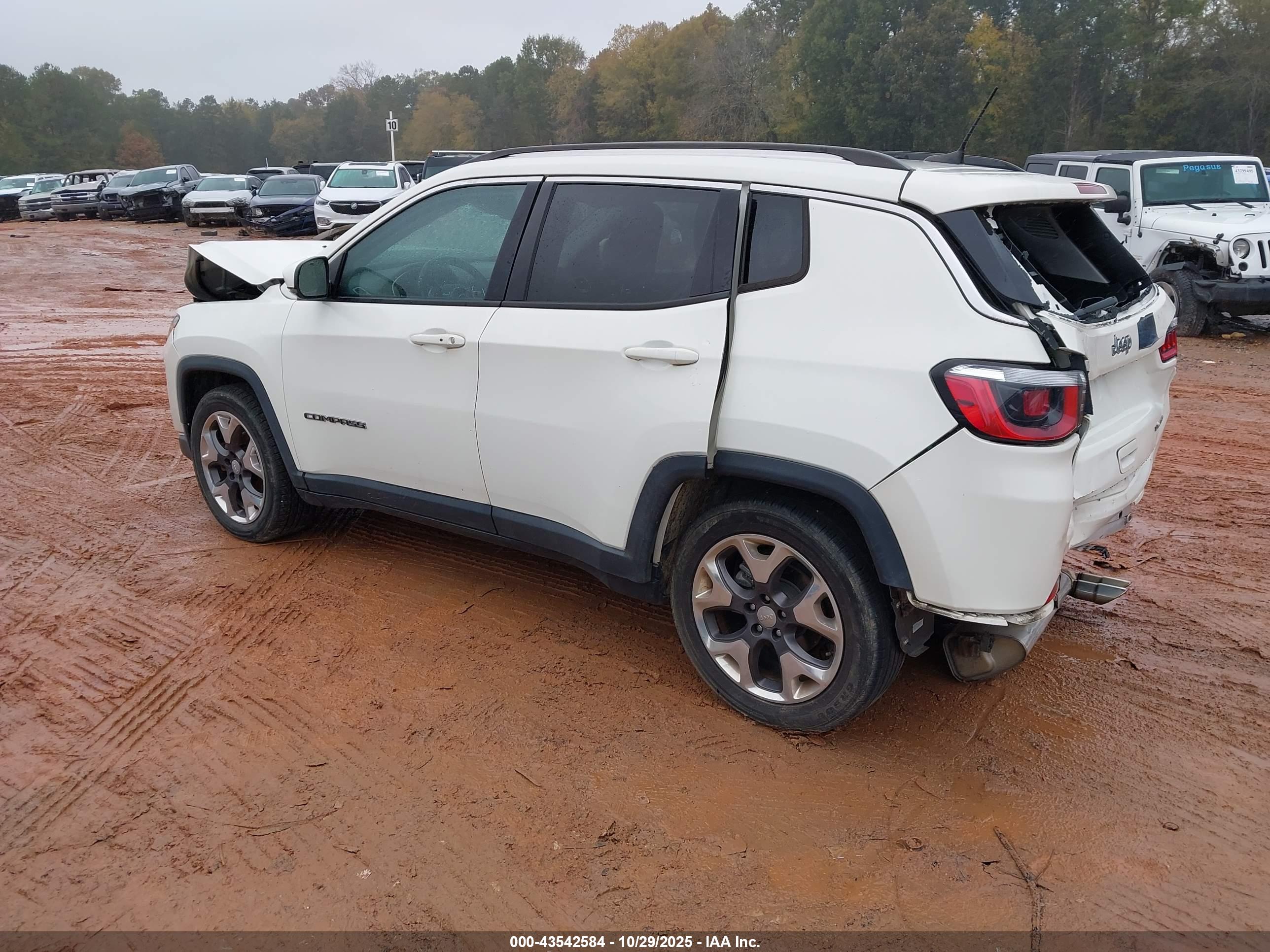 JEEP COMPASS image 3