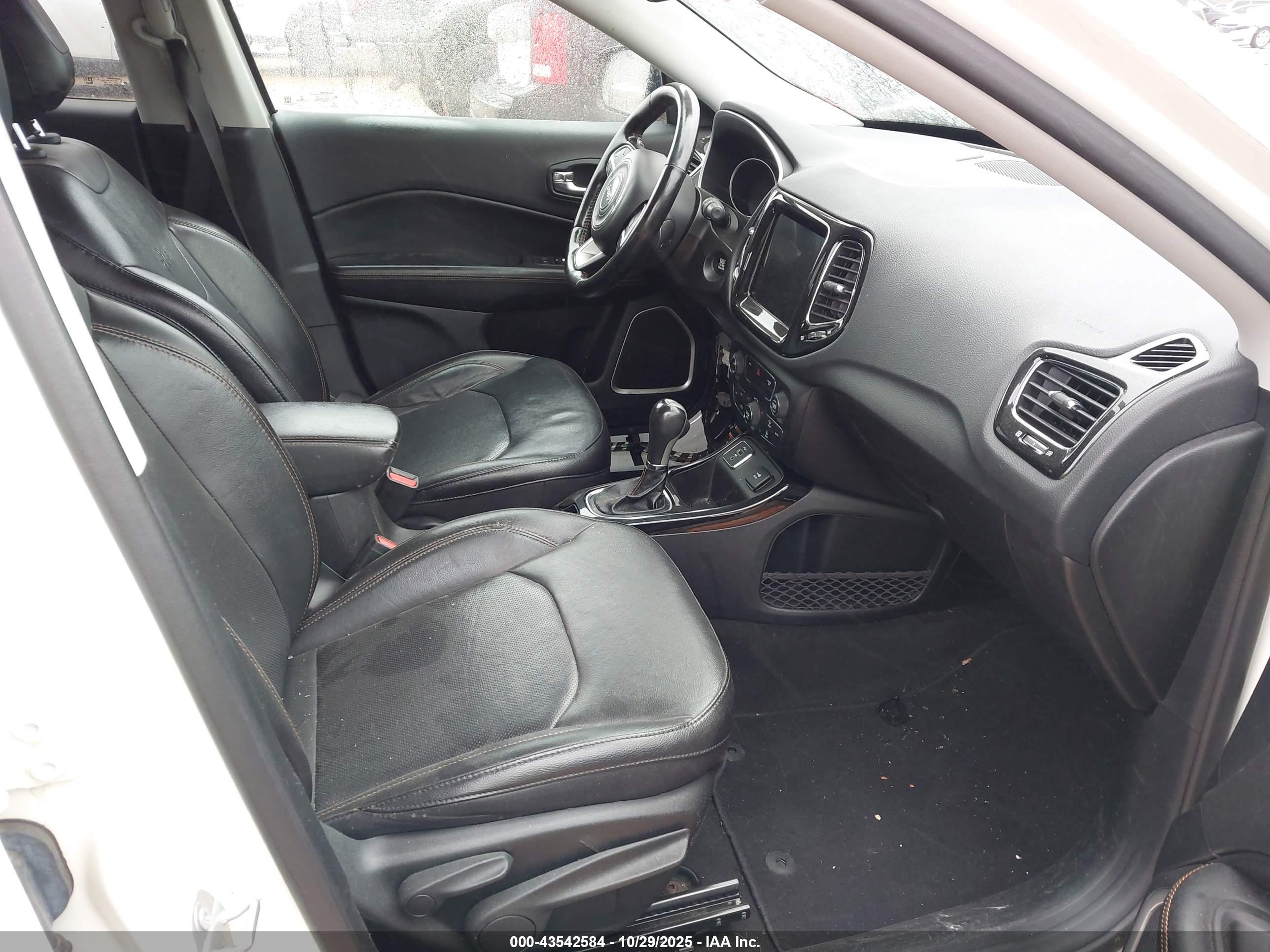 JEEP COMPASS image 5