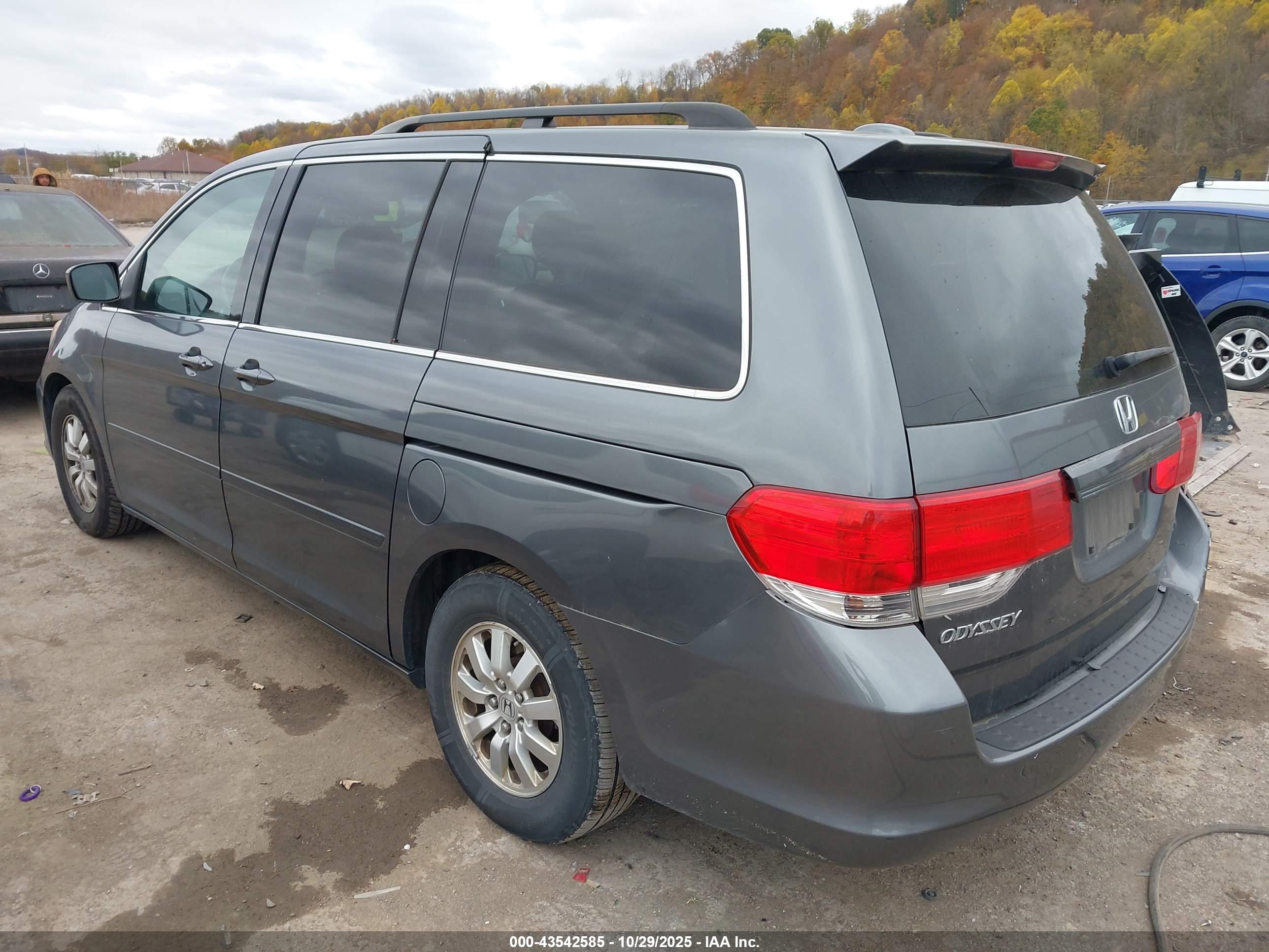 HONDA ODYSSEY image 3