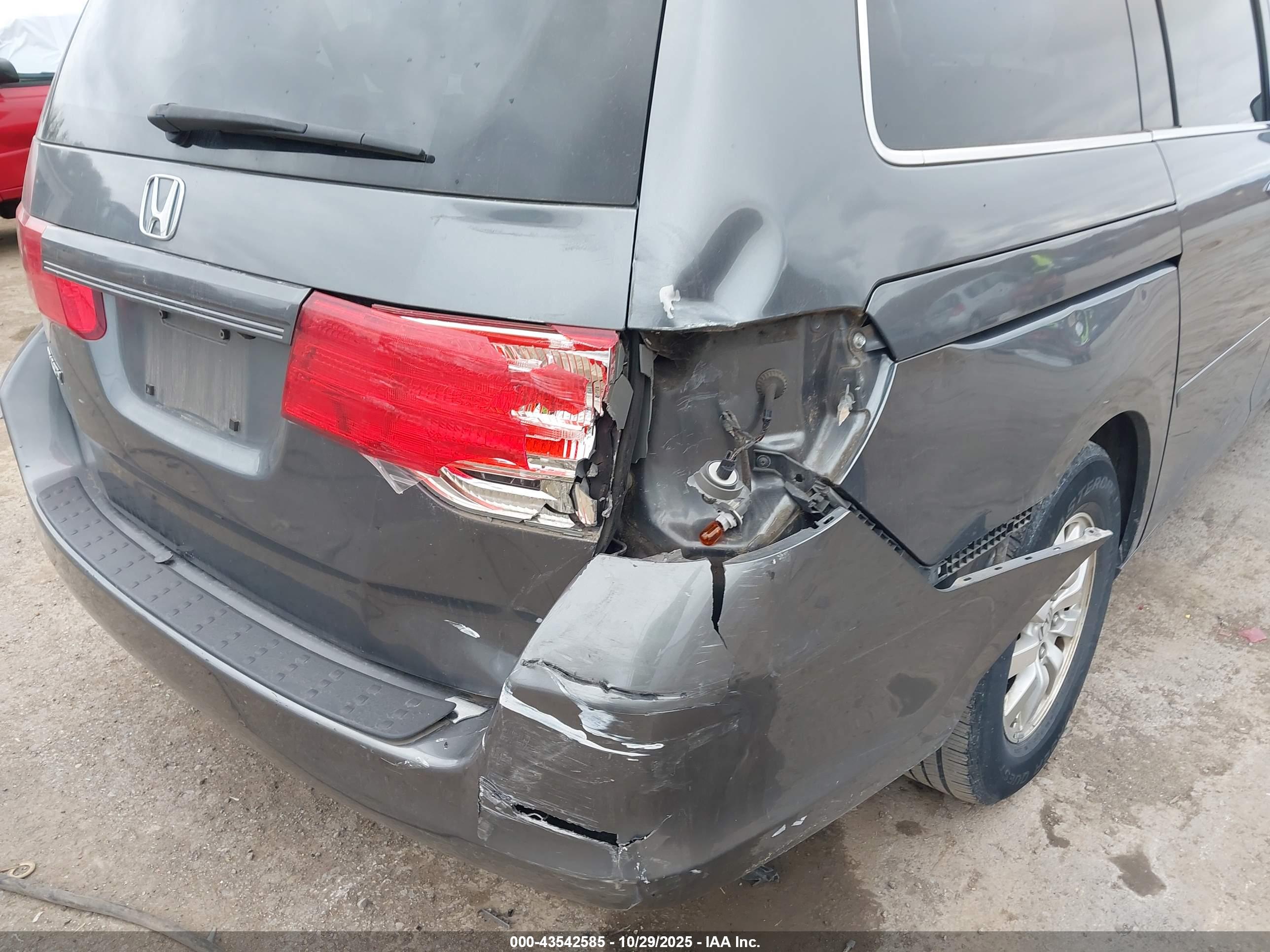 HONDA ODYSSEY image 6