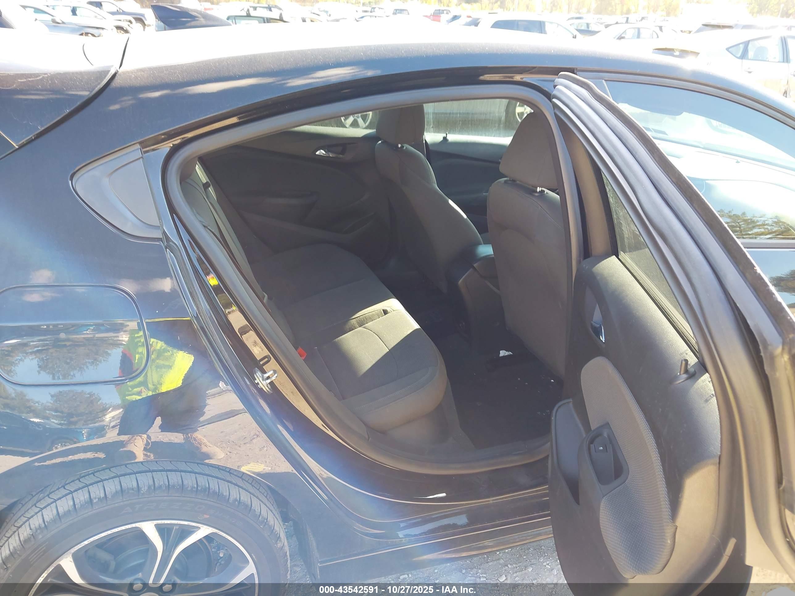 CHEVROLET CRUZE image 8
