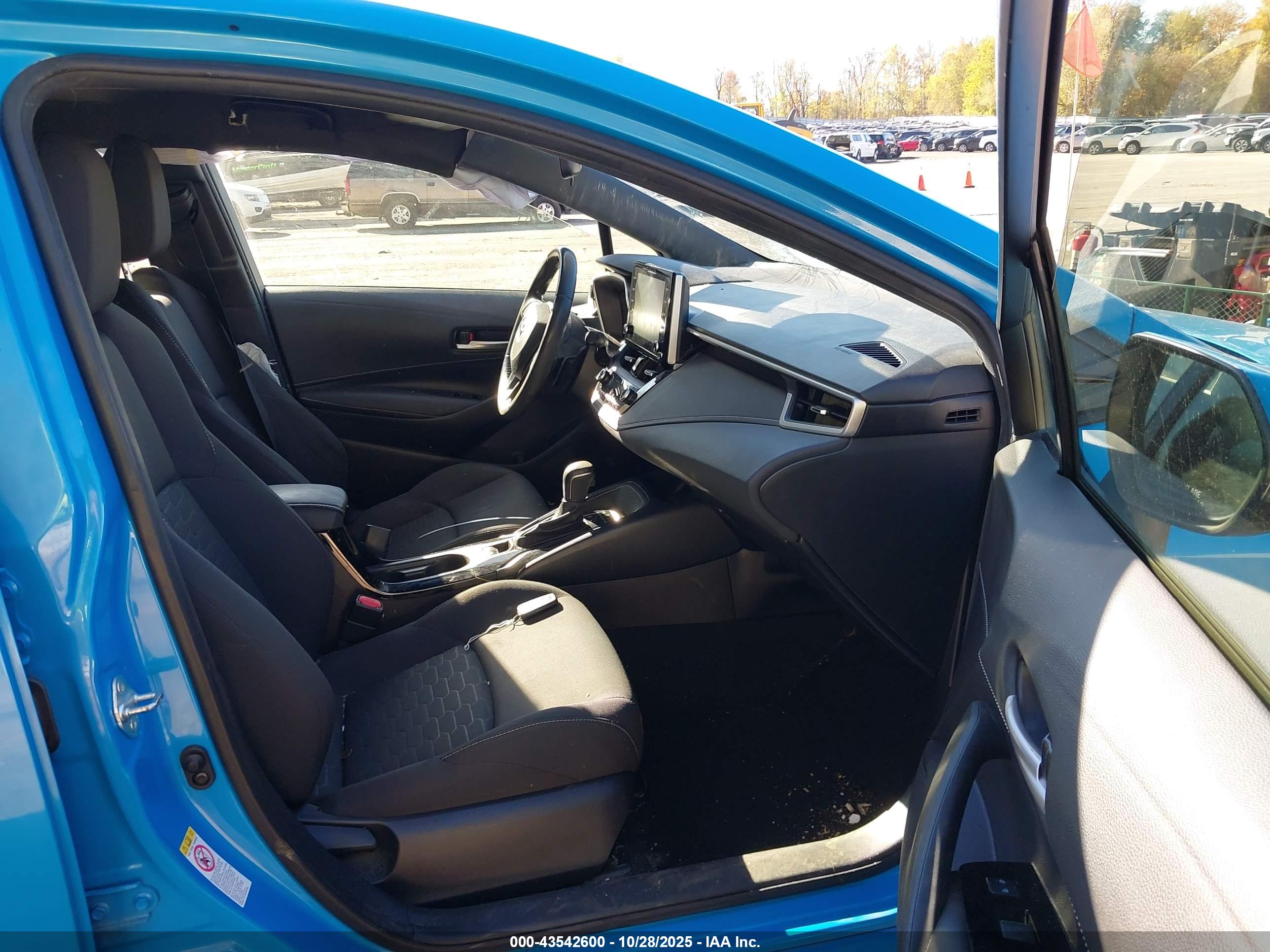 TOYOTA COROLLA image 5