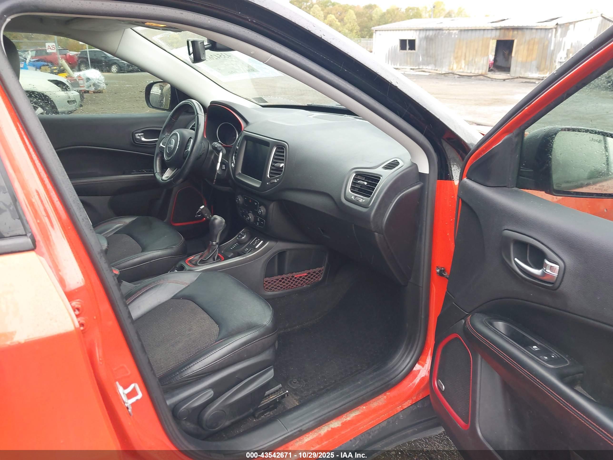 JEEP COMPASS image 5