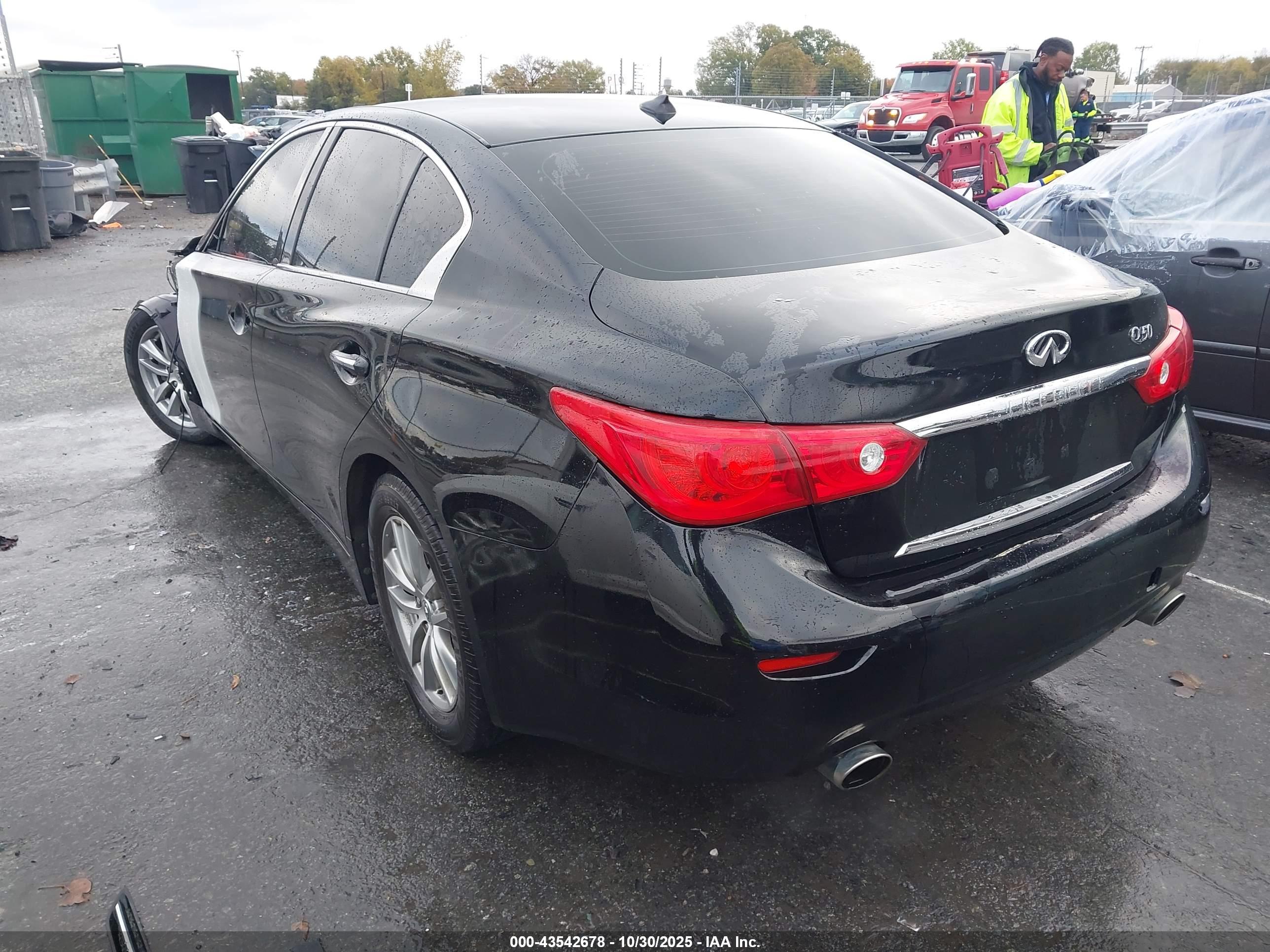 INFINITI Q50 image 3