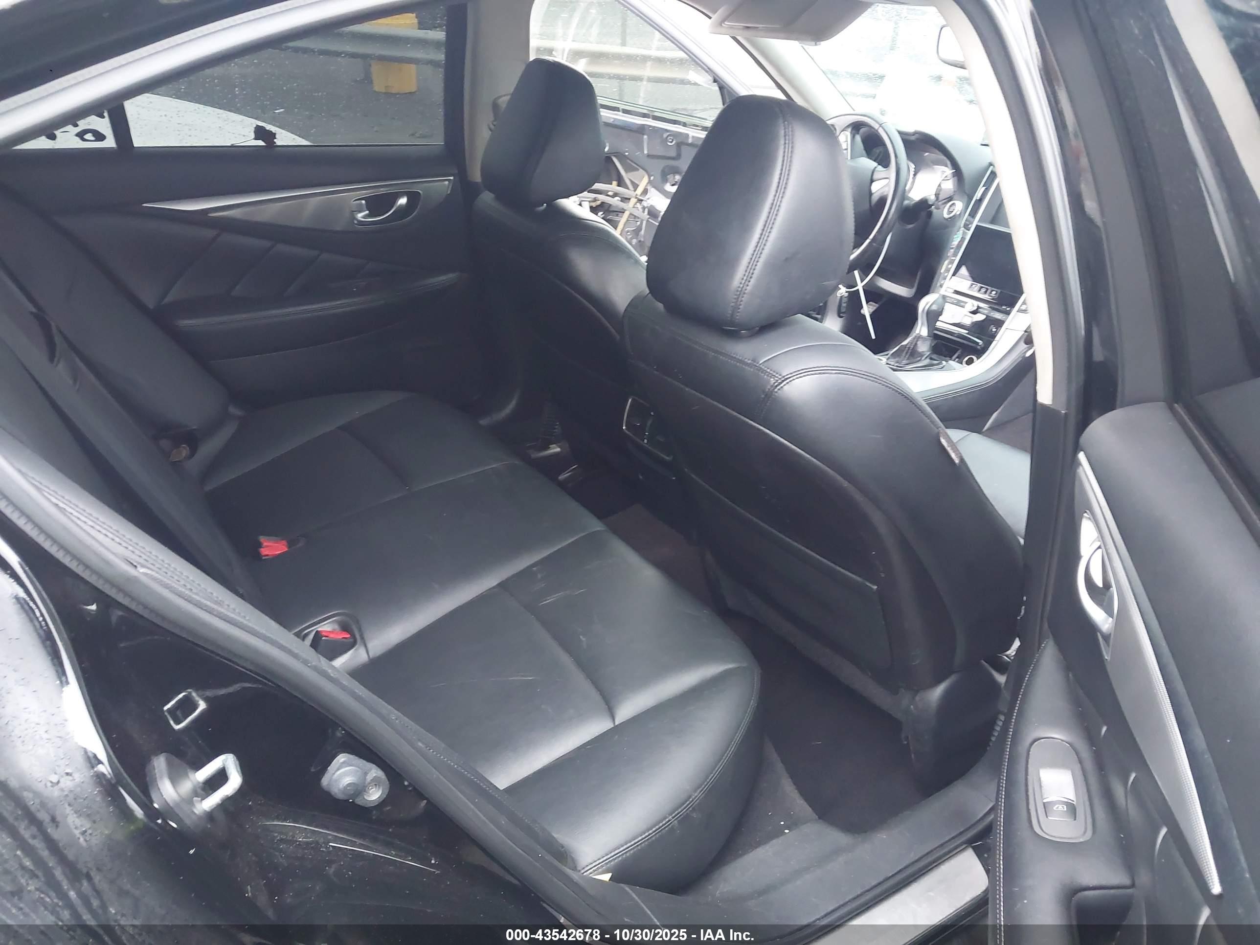 INFINITI Q50 image 8