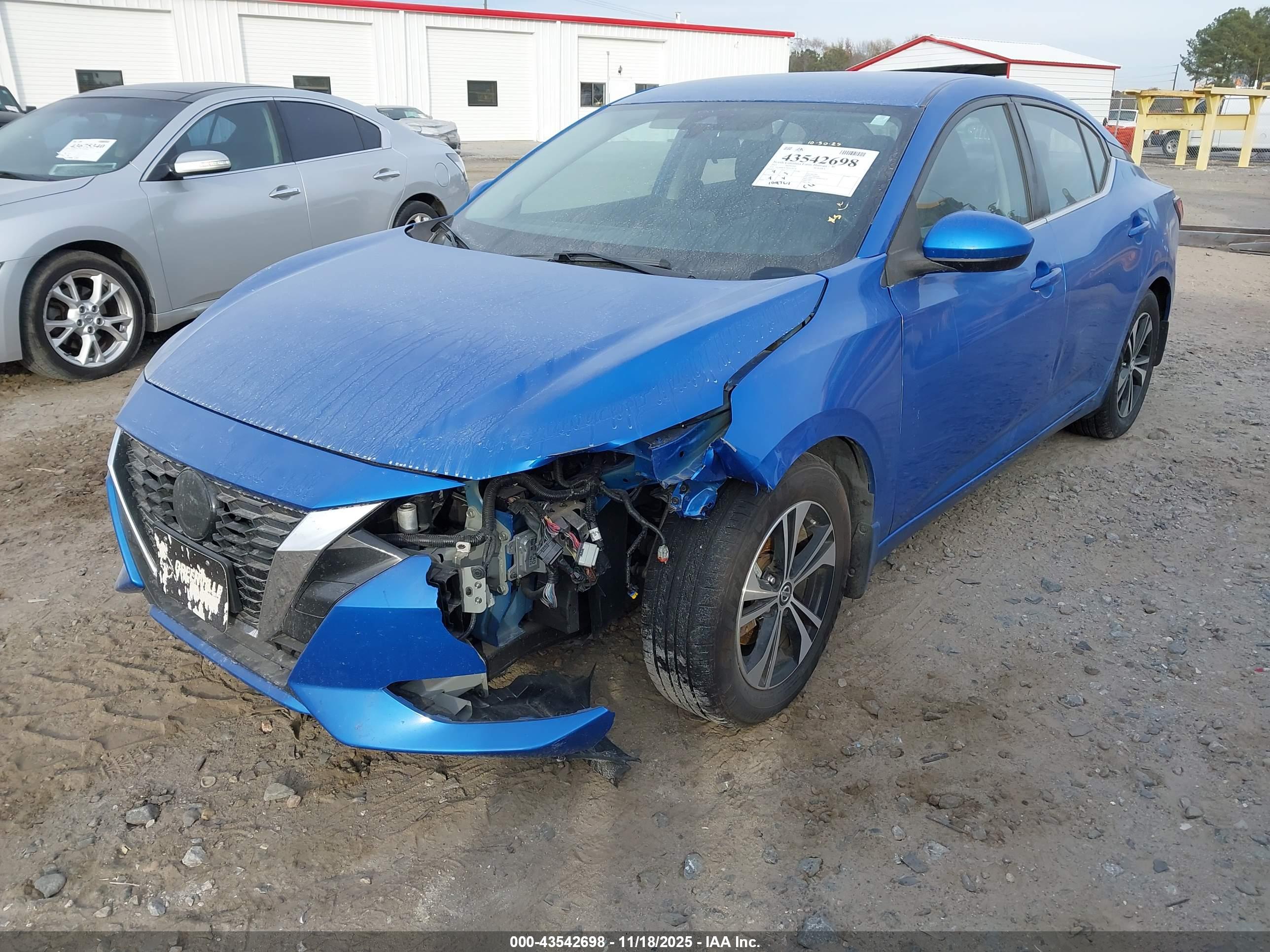 NISSAN SENTRA image 2