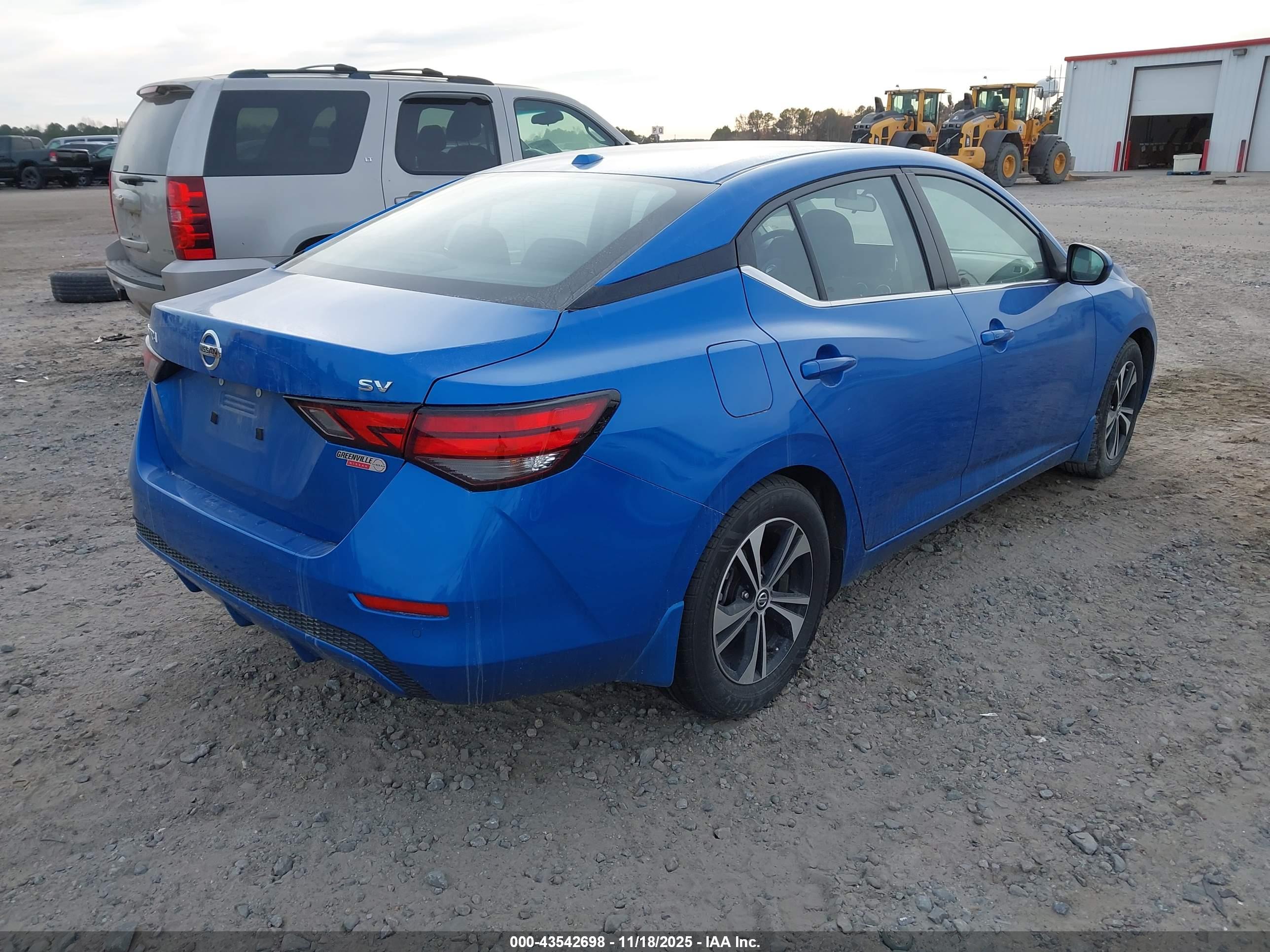NISSAN SENTRA image 4