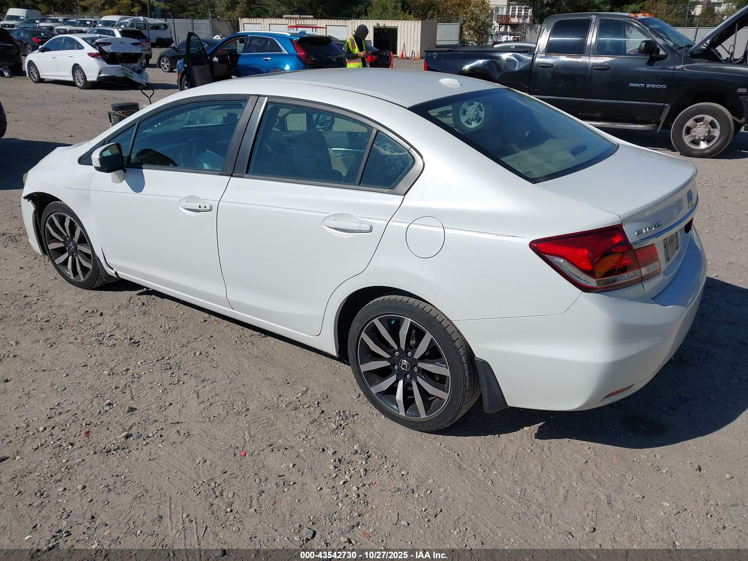 HONDA CIVIC image 3